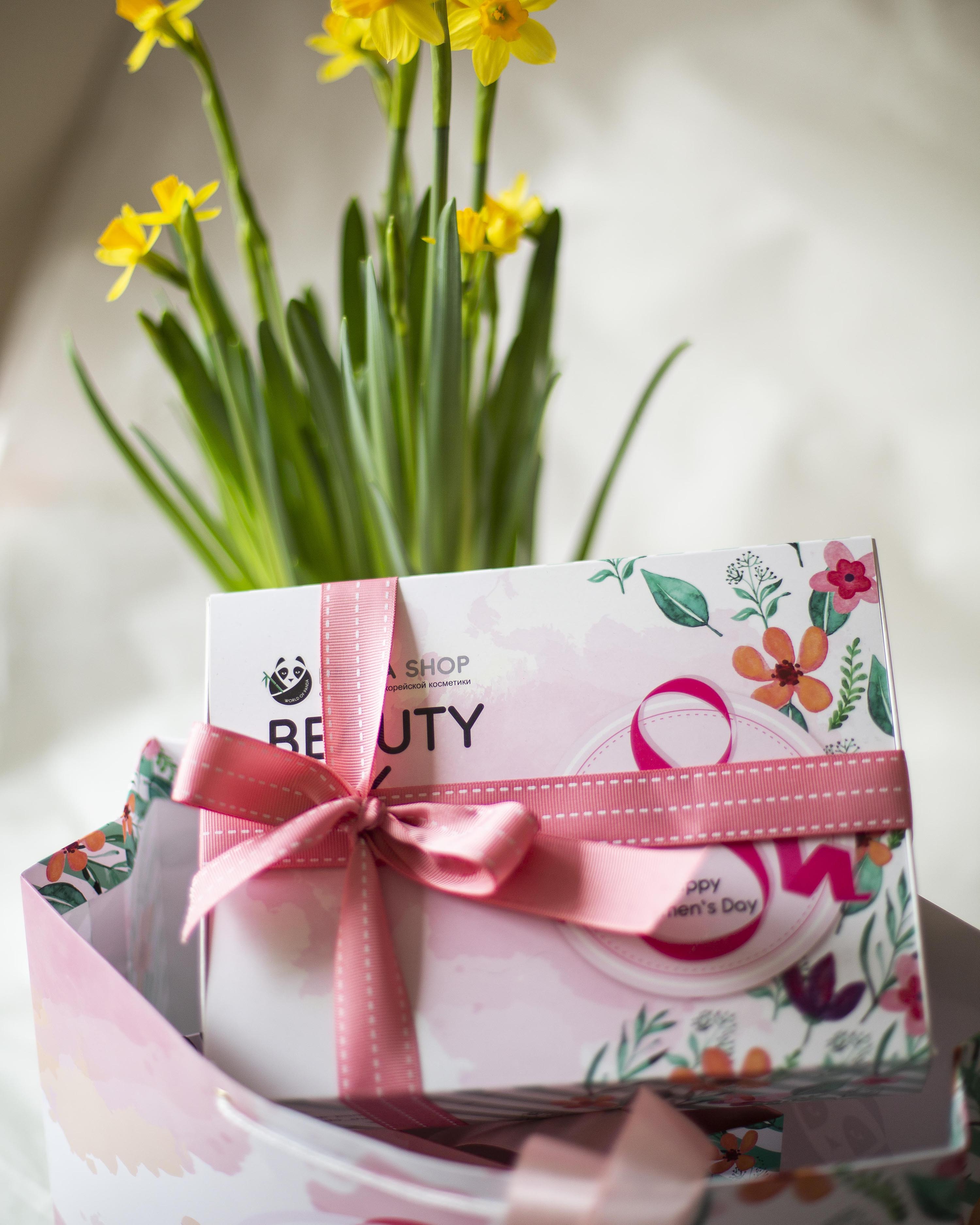 Дизайн лимитированных  Beauty-Box PANDA SHOP к 8 марта — Изображение №4 — Брендинг, Маркетинг на Dprofile