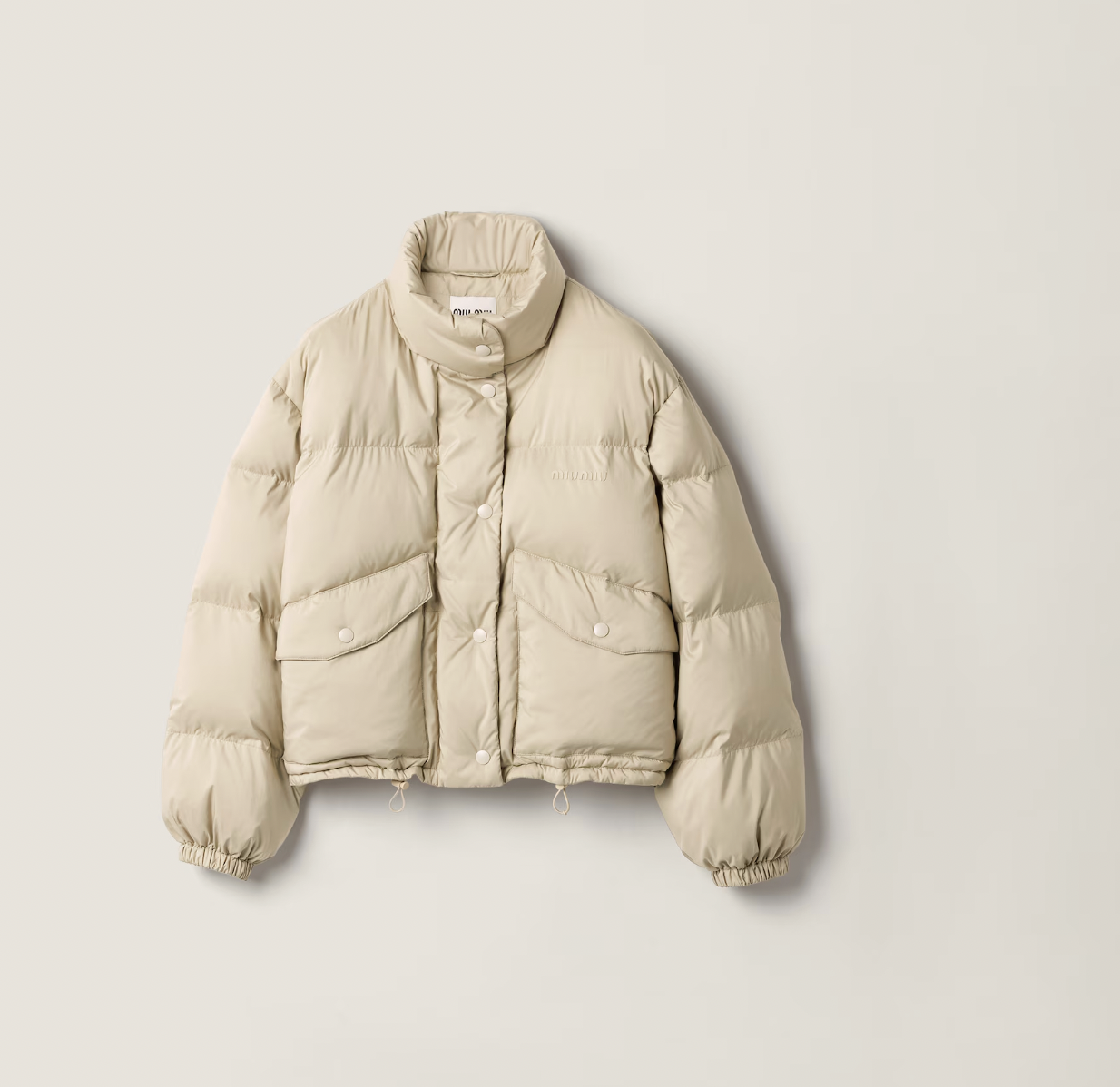 AI-фотосессии для маркетплейсов (ниша fashion) — Изображение №5 — Брендинг, 3D на Dprofile