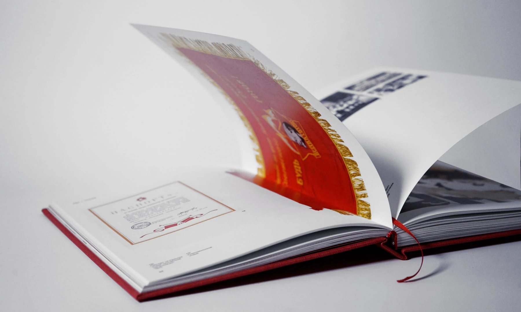 Знаки принадлежности: история детских объединений СССР — Изображение №19 — Графика на Dprofile