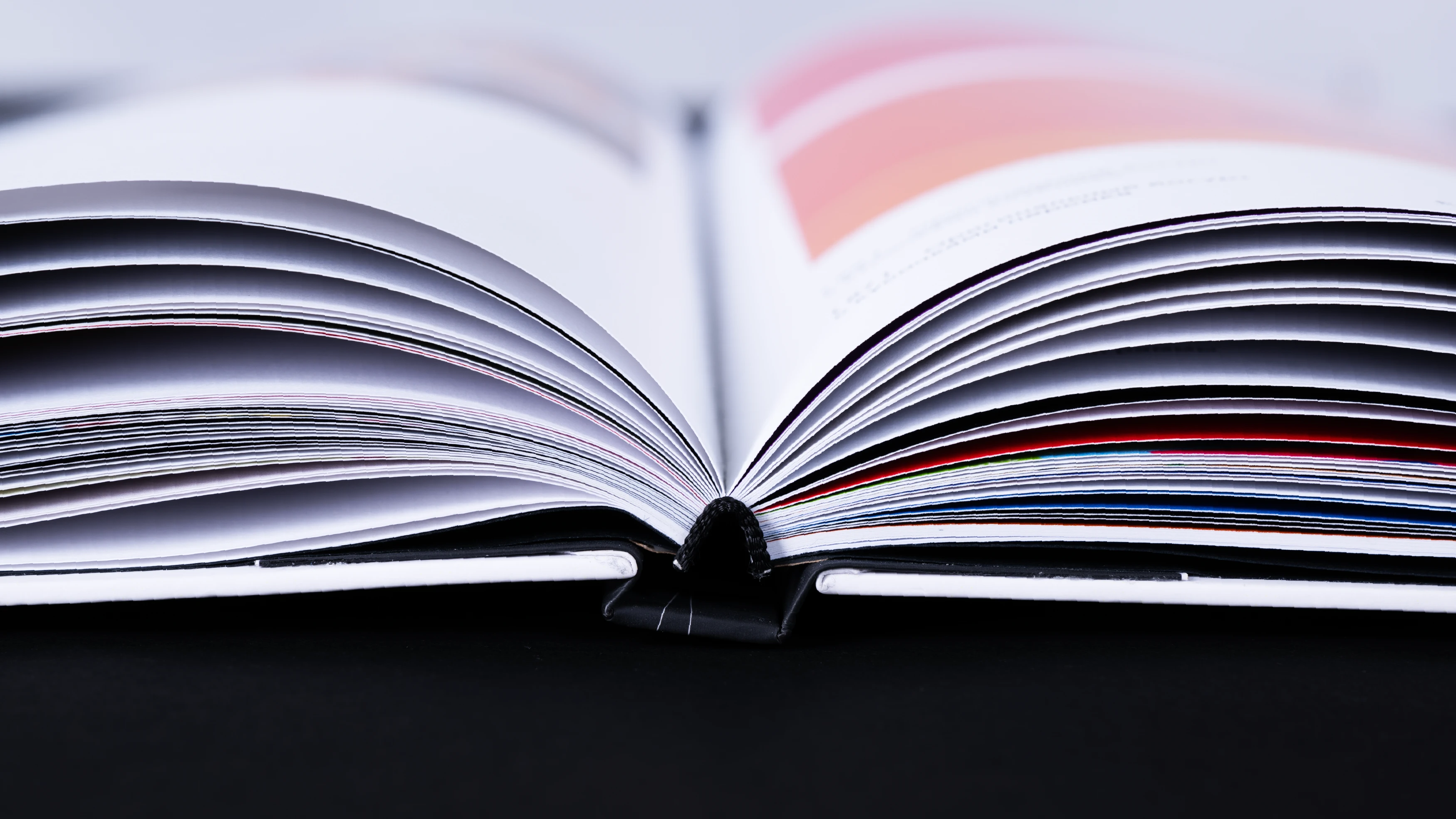 Изнанка.  Визуальное исследование нейроотличного дизайна — Изображение №4 — Графика на Dprofile