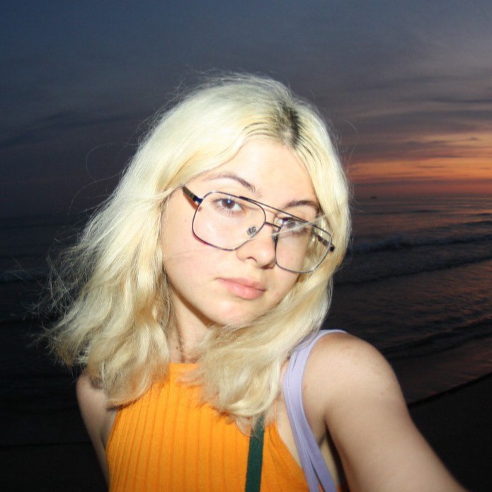 Аватар пользователя Алина Алисова