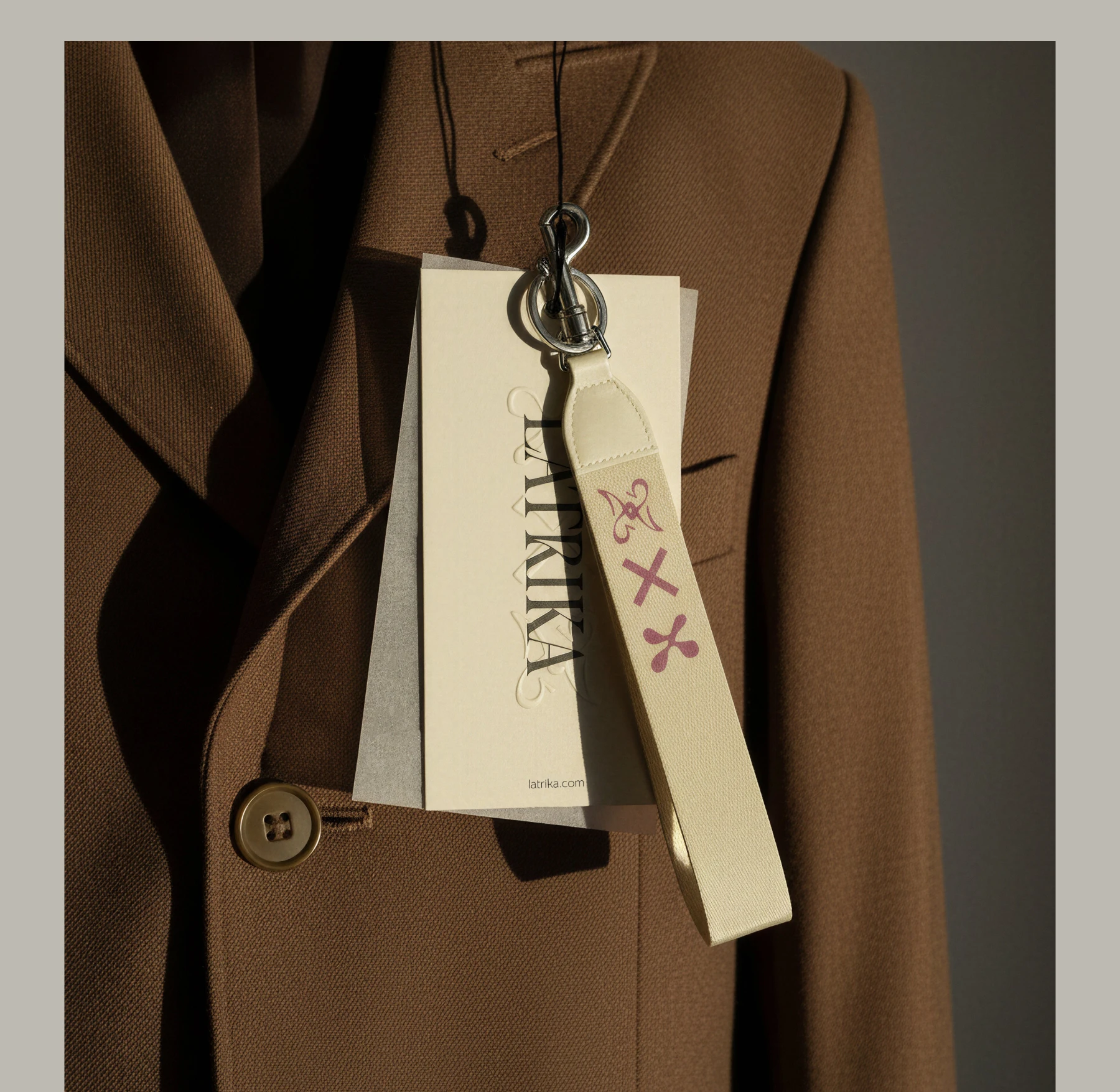 Latrika – Гармония души, разума и тела — Изображение №10 — Брендинг на Dprofile