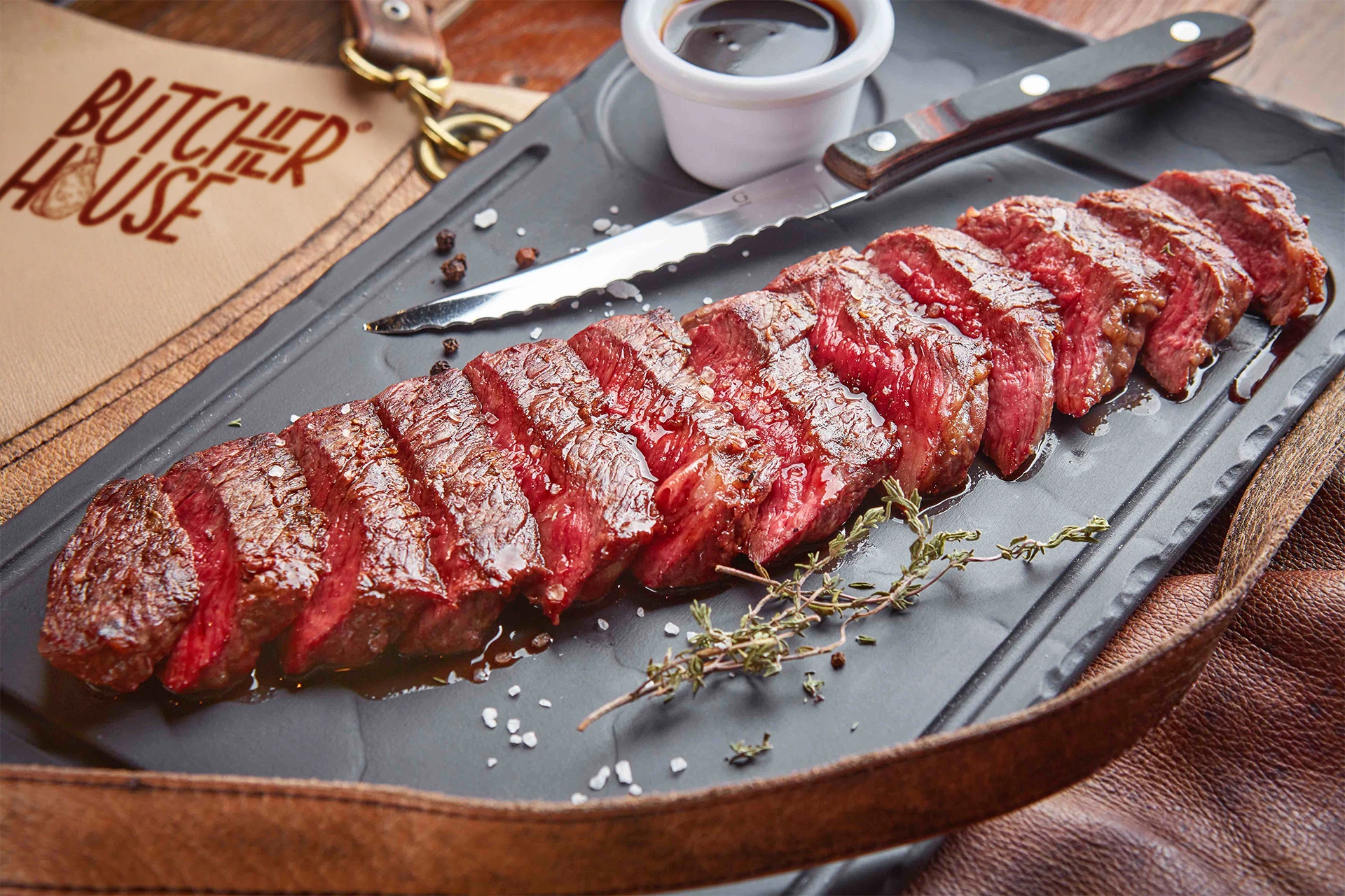 BUTCHER® | Мясная лавка | Брендинг — Изображение №13 — Интерфейсы, Брендинг на Dprofile