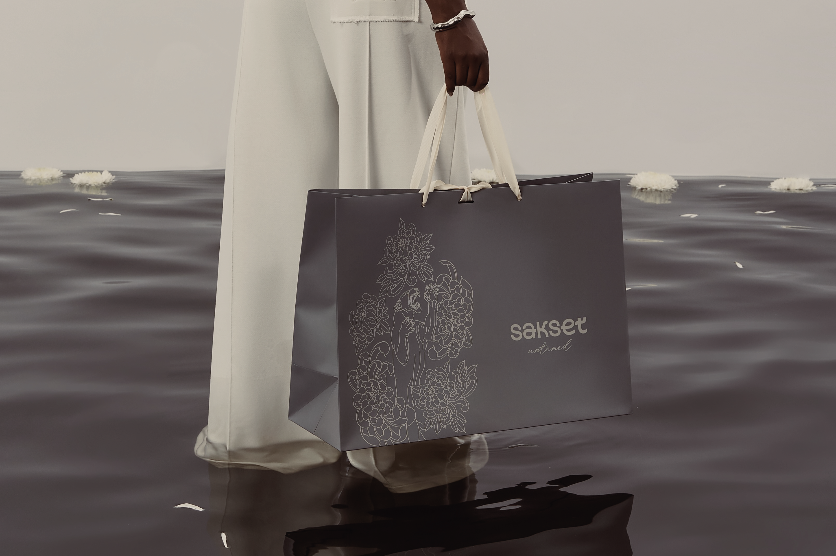 SAKSET Untamed | Брендинг коллекции — Изображение №5 — Брендинг, Промдизайн на Dprofile