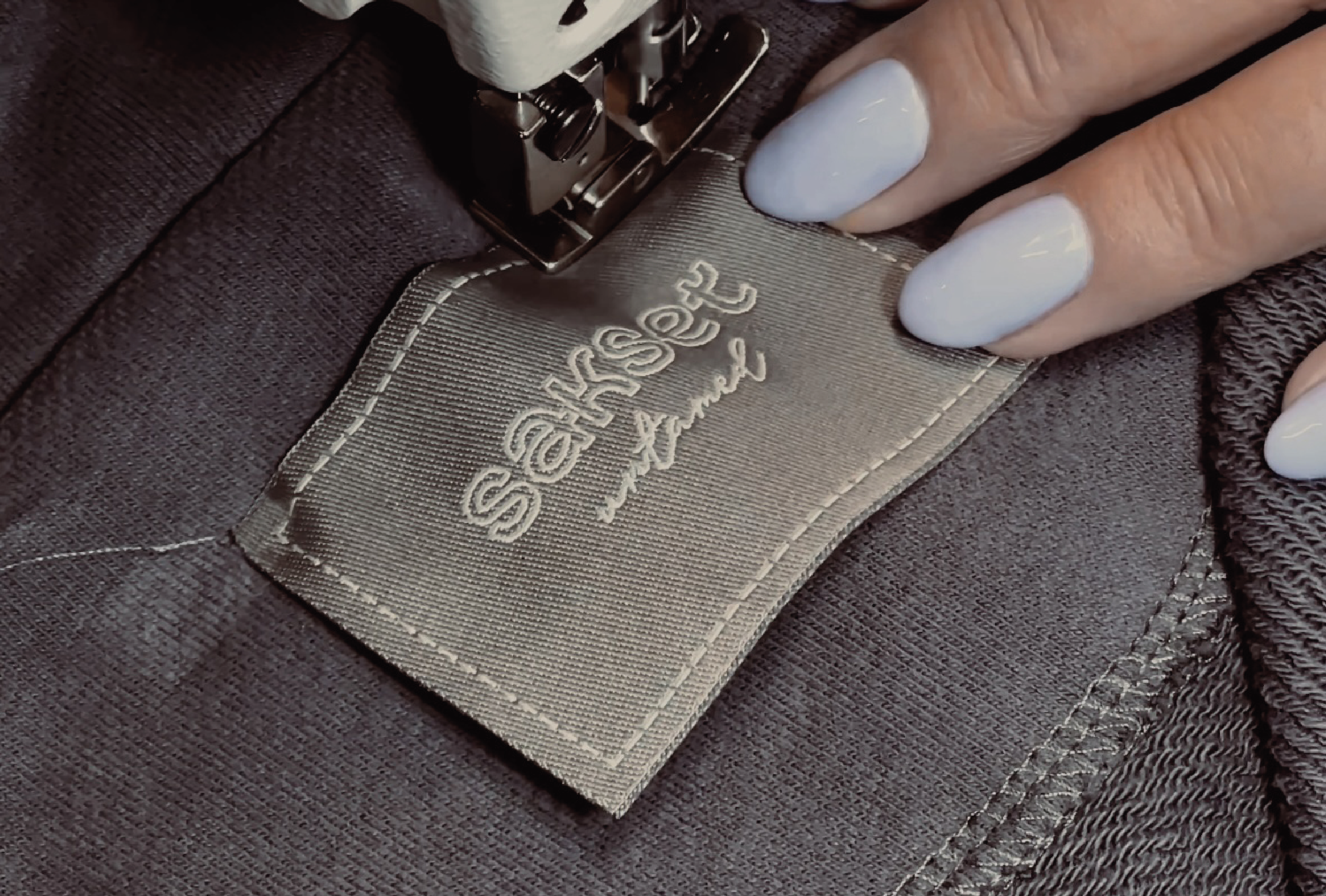 SAKSET Untamed | Брендинг коллекции — Изображение №3 — Брендинг, Промдизайн на Dprofile