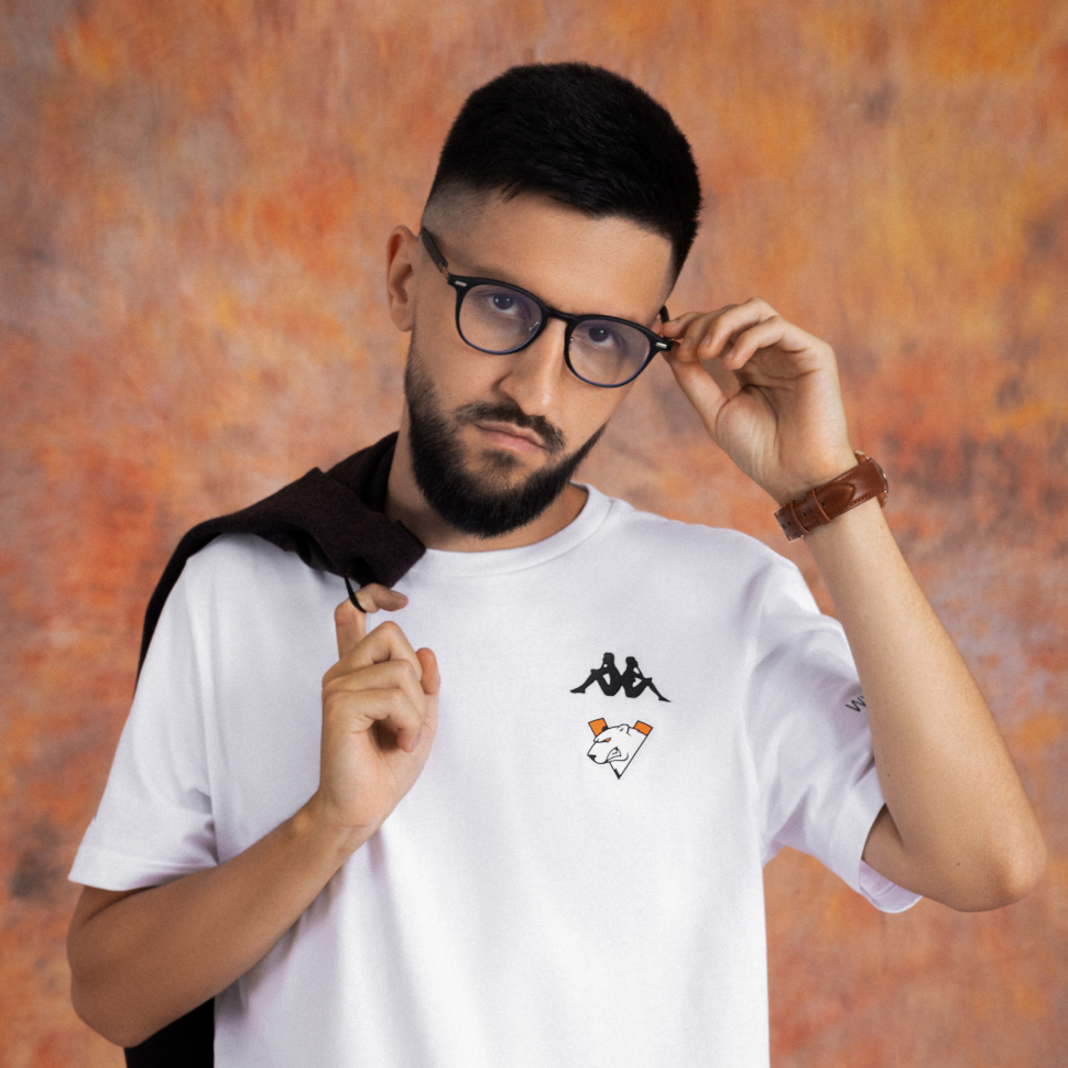 Kappa x Virtus.pro — Изображение №11 — Брендинг, Графика на Dprofile