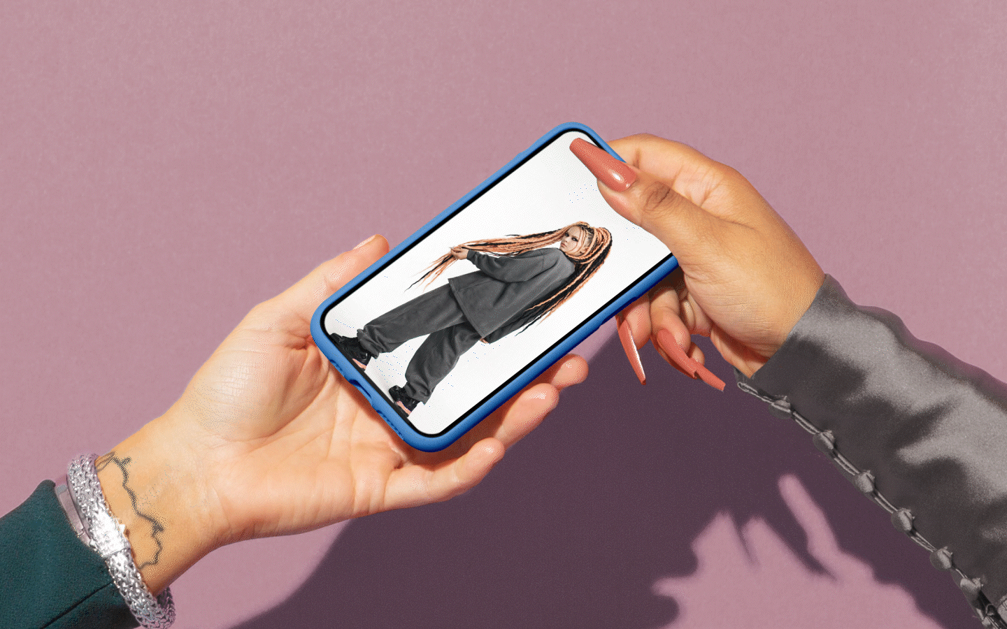 Логотип и фирменный стиль для салона причёсок MAGRAT — Изображение №5 — Брендинг на Dprofile