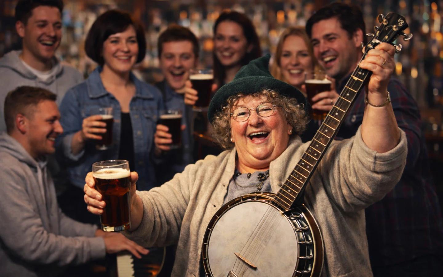 Логотип, фирменный стиль для бара Nunny Ogg PUB — Изображение №1 — Брендинг на Dprofile