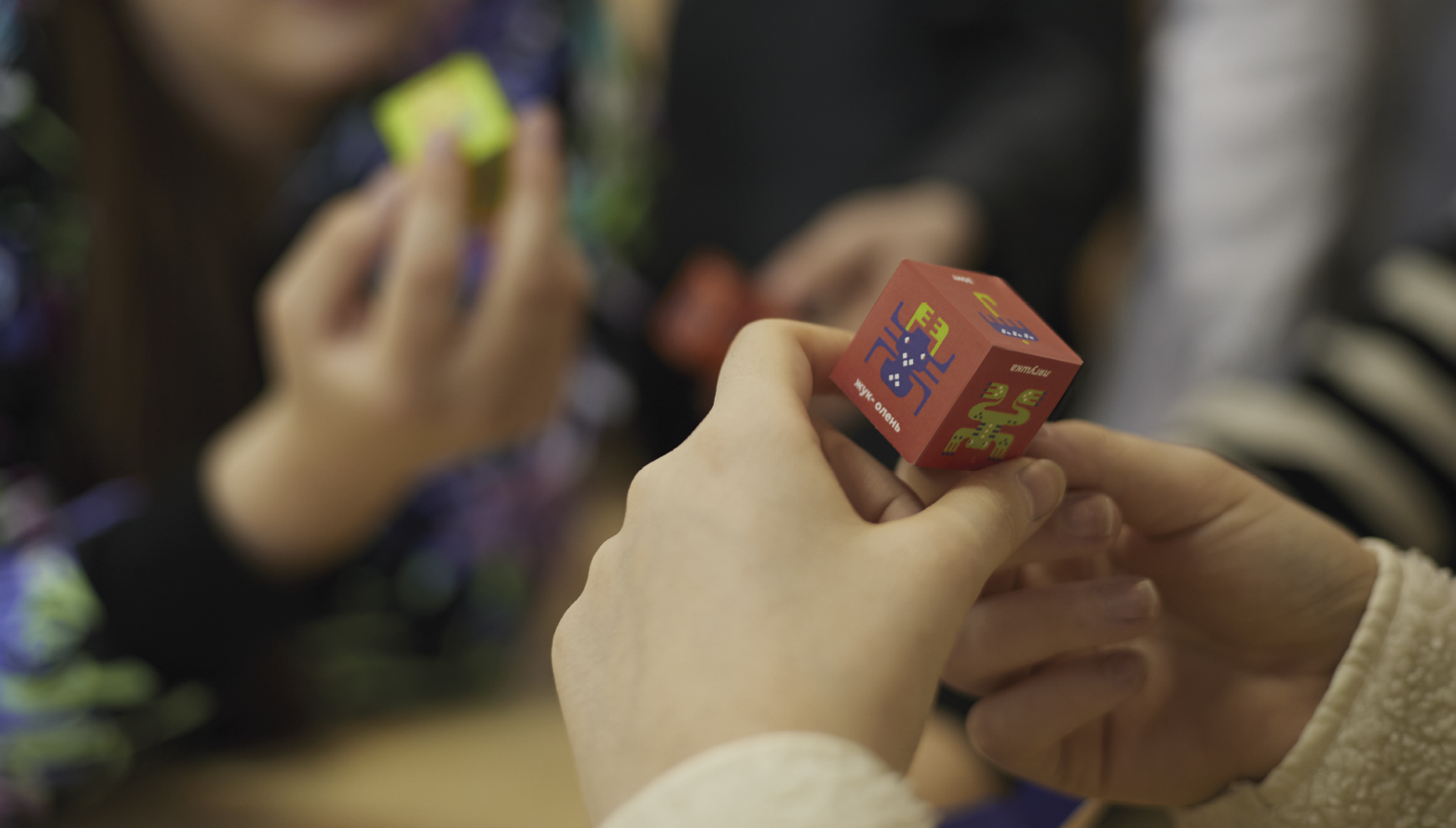 Дизайн настольной игры "Кубики Историй" — Изображение №18 — Брендинг, Графика на Dprofile