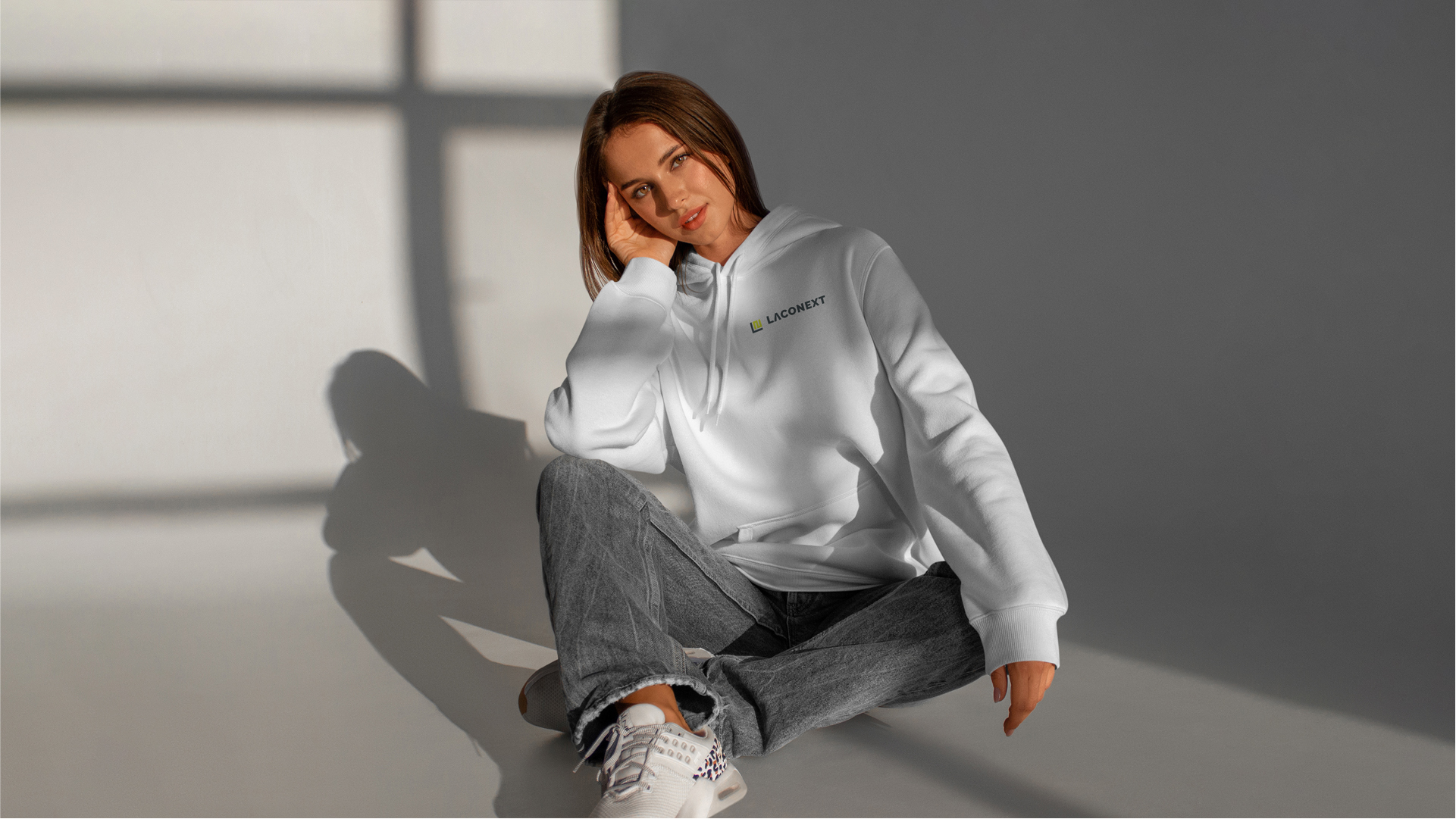 Фирменный стиль. Нейминг для бренда одежды Laconext. — Изображение №15 — Брендинг на Dprofile