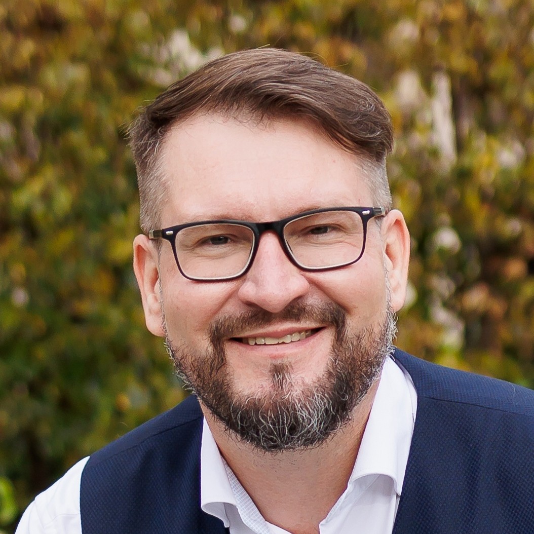 Аватар пользователя Игорь Айдегин