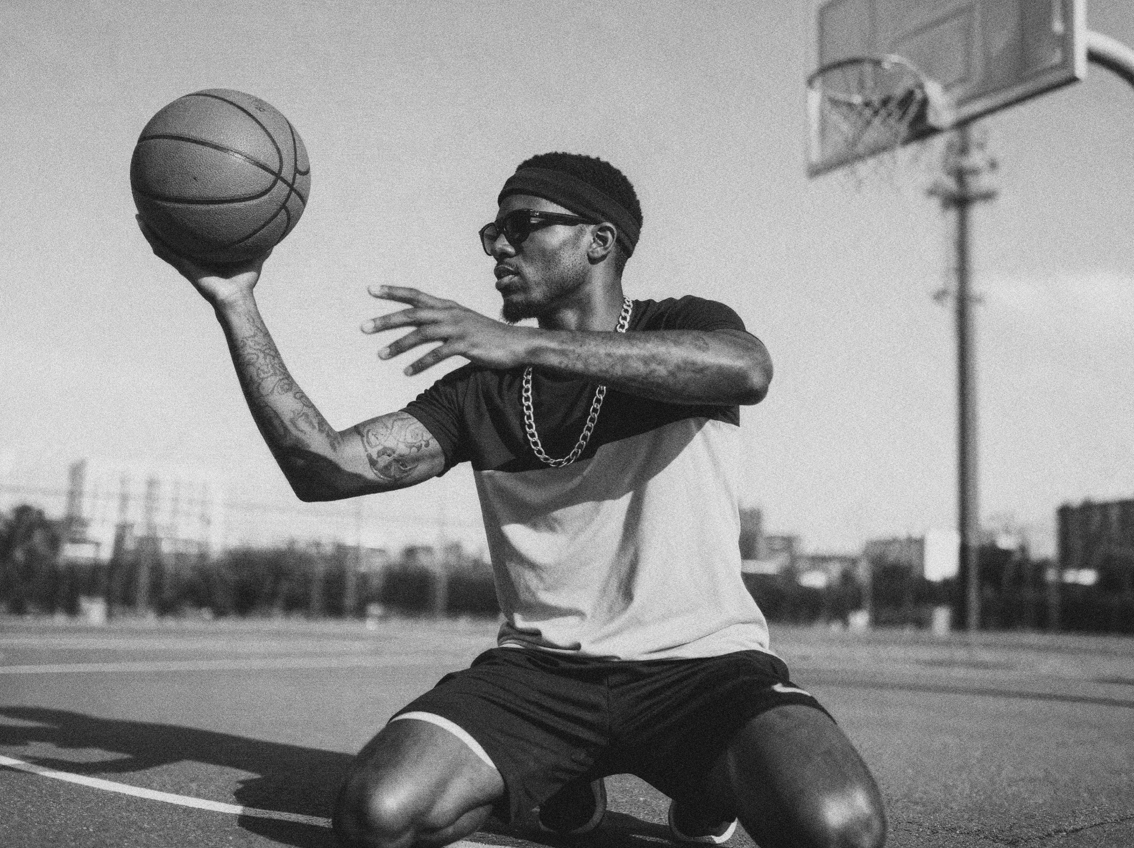 FLUFFY / Фирменный стиль для бренда дизайнерских мячей — Изображение №10 — Брендинг, Графика на Dprofile