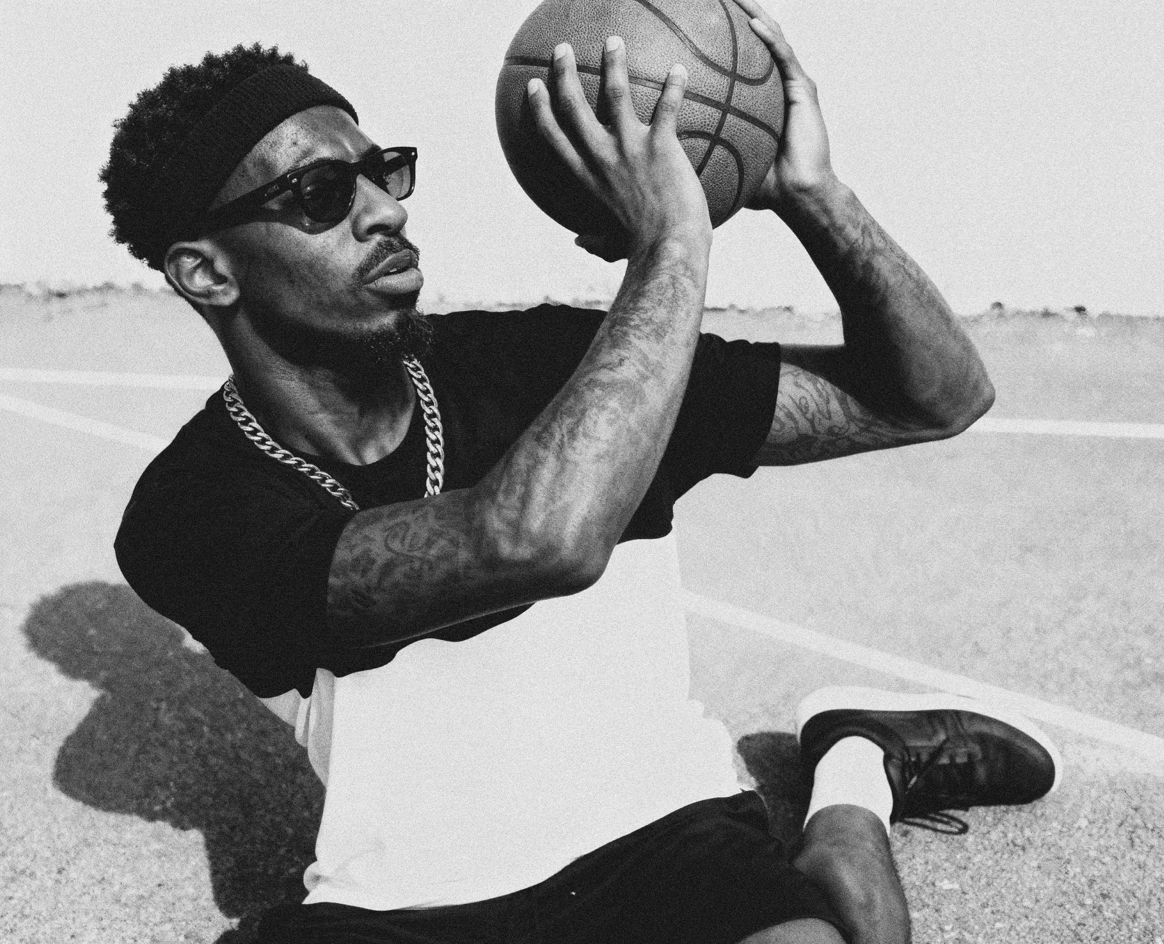 FLUFFY / Фирменный стиль для бренда дизайнерских мячей — Изображение №3 — Брендинг, Графика на Dprofile