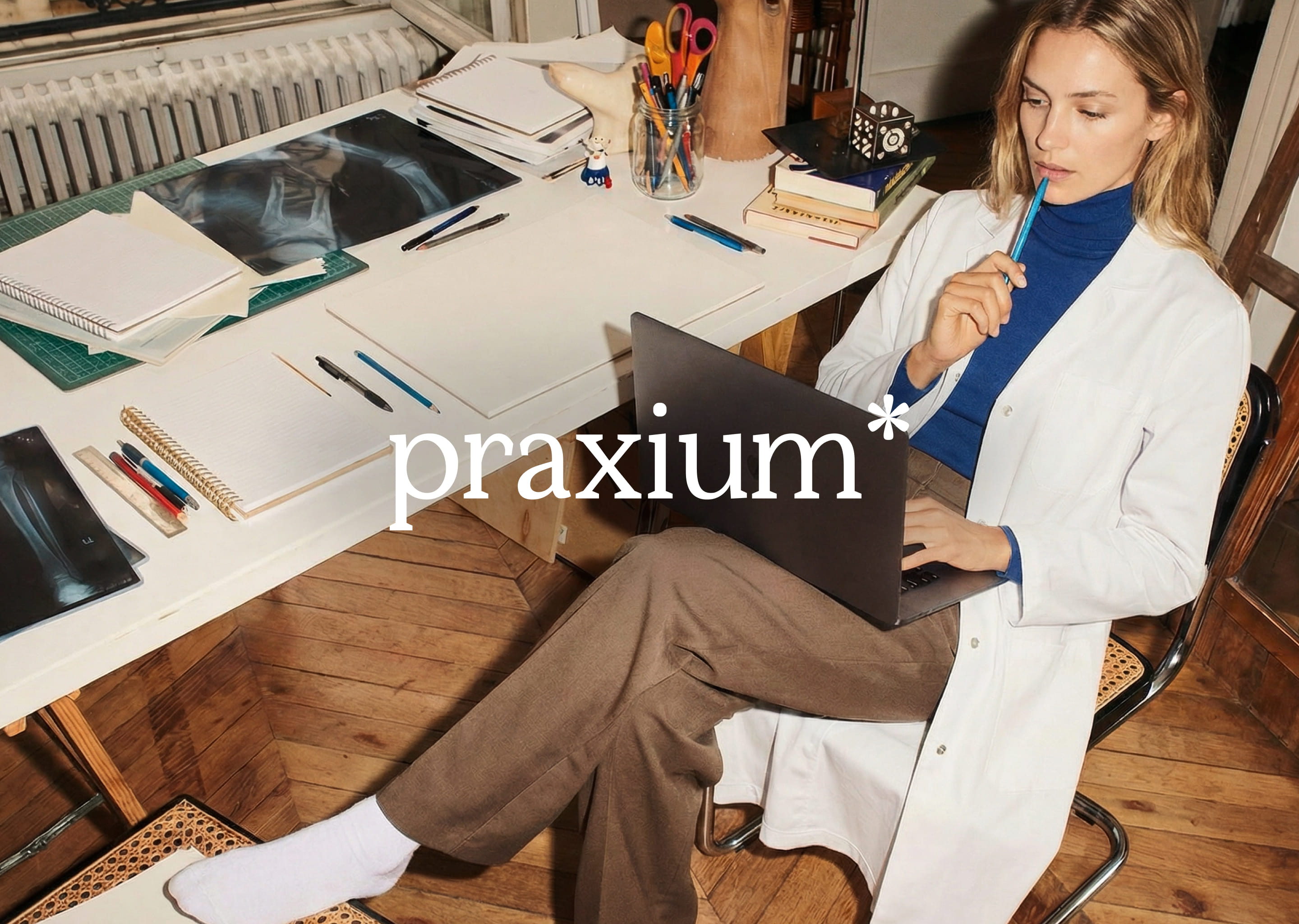 praxium* — брендинг современной клиники — Изображение №1 — Брендинг на Dprofile