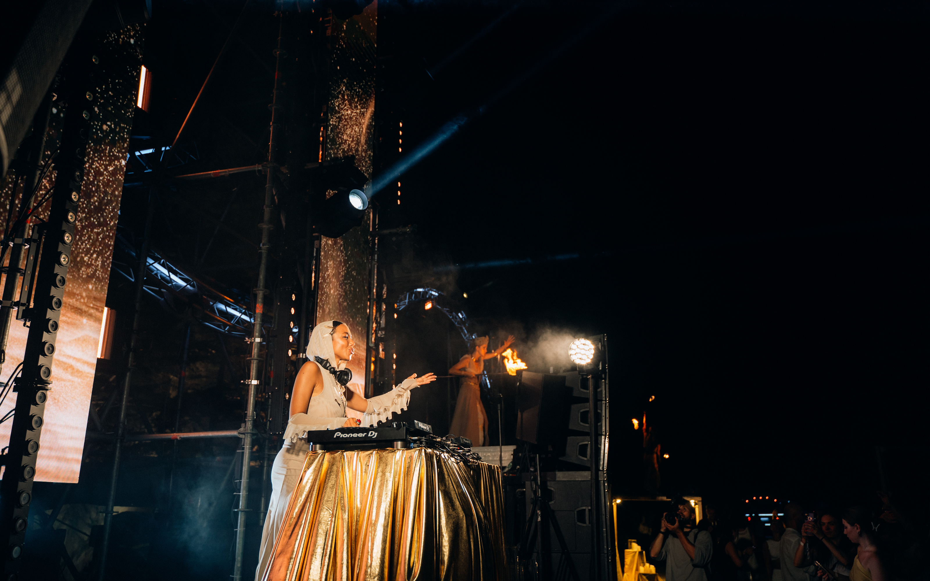 Затерянные в песках|Event-графика — Изображение №3 — Анимация на Dprofile