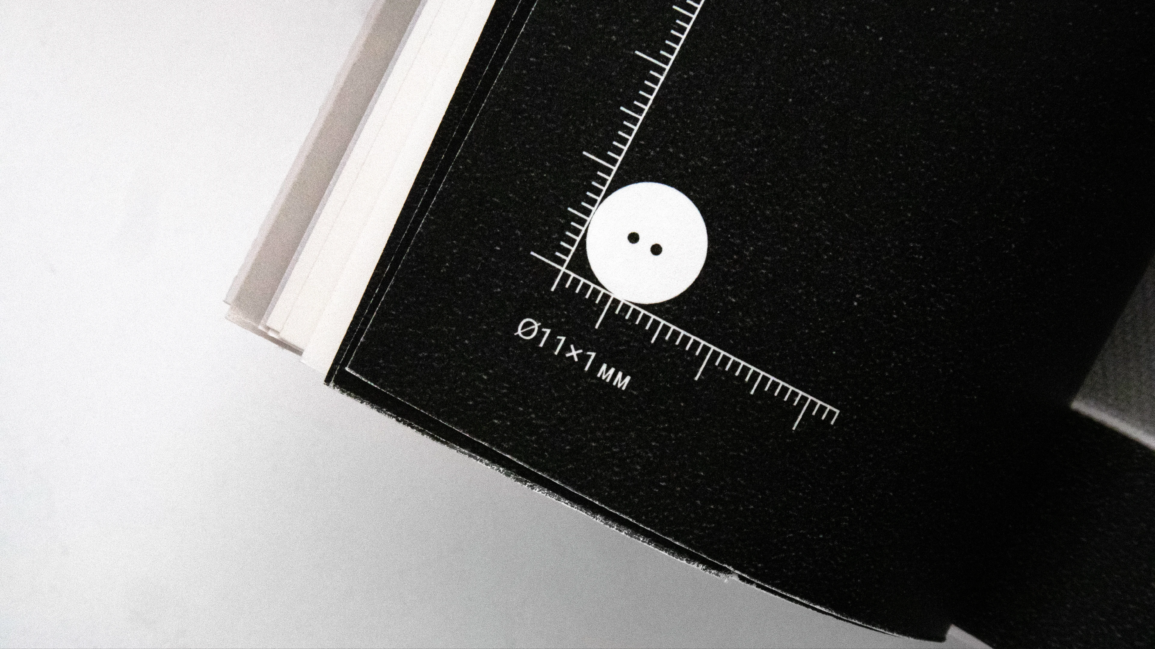 Каталог Музея запасной пуговицы — Изображение №11 — Графика на Dprofile