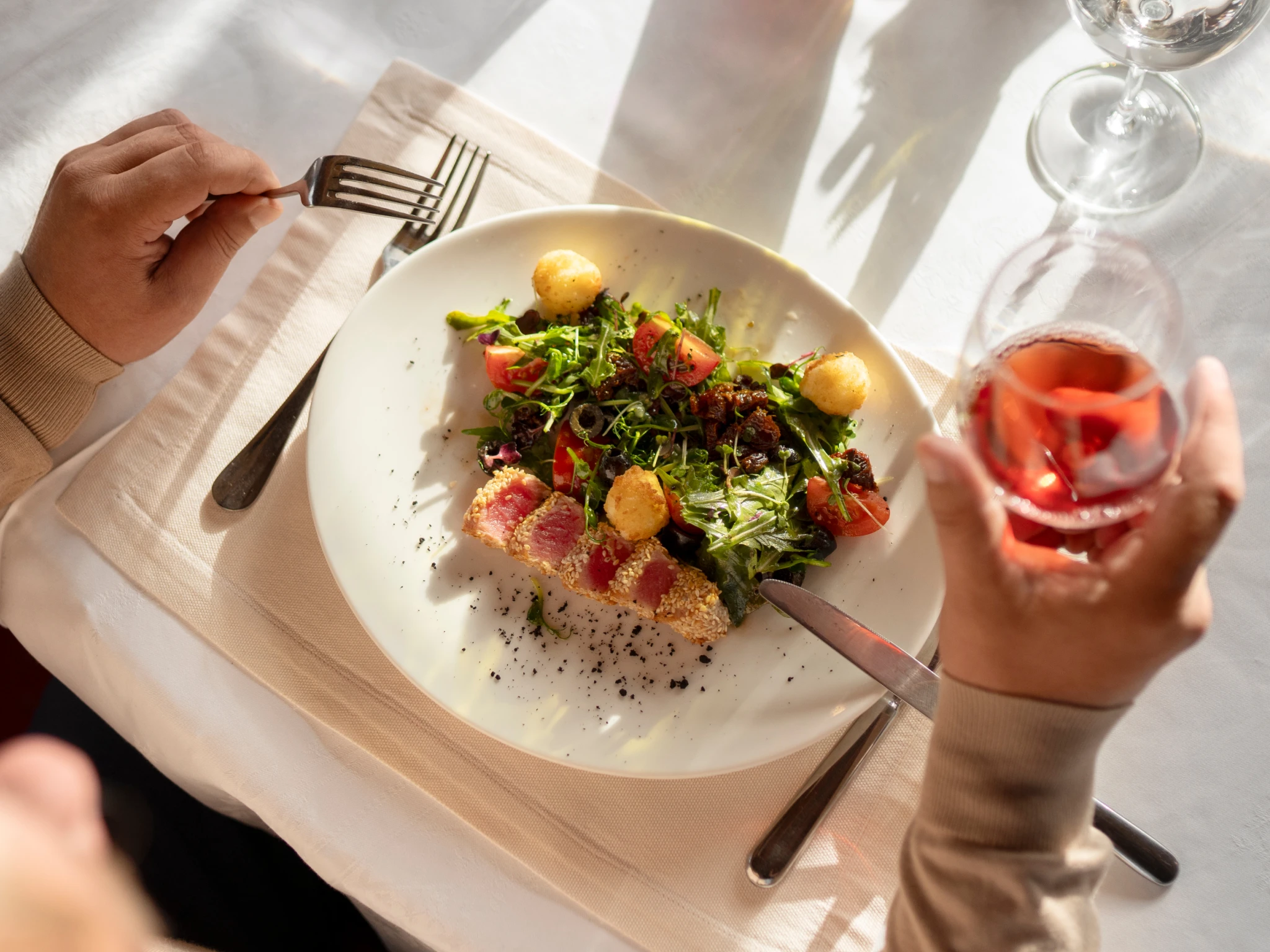 Ресторан морской кухни NAUTILUS — Изображение №4 — Брендинг, Графика на Dprofile