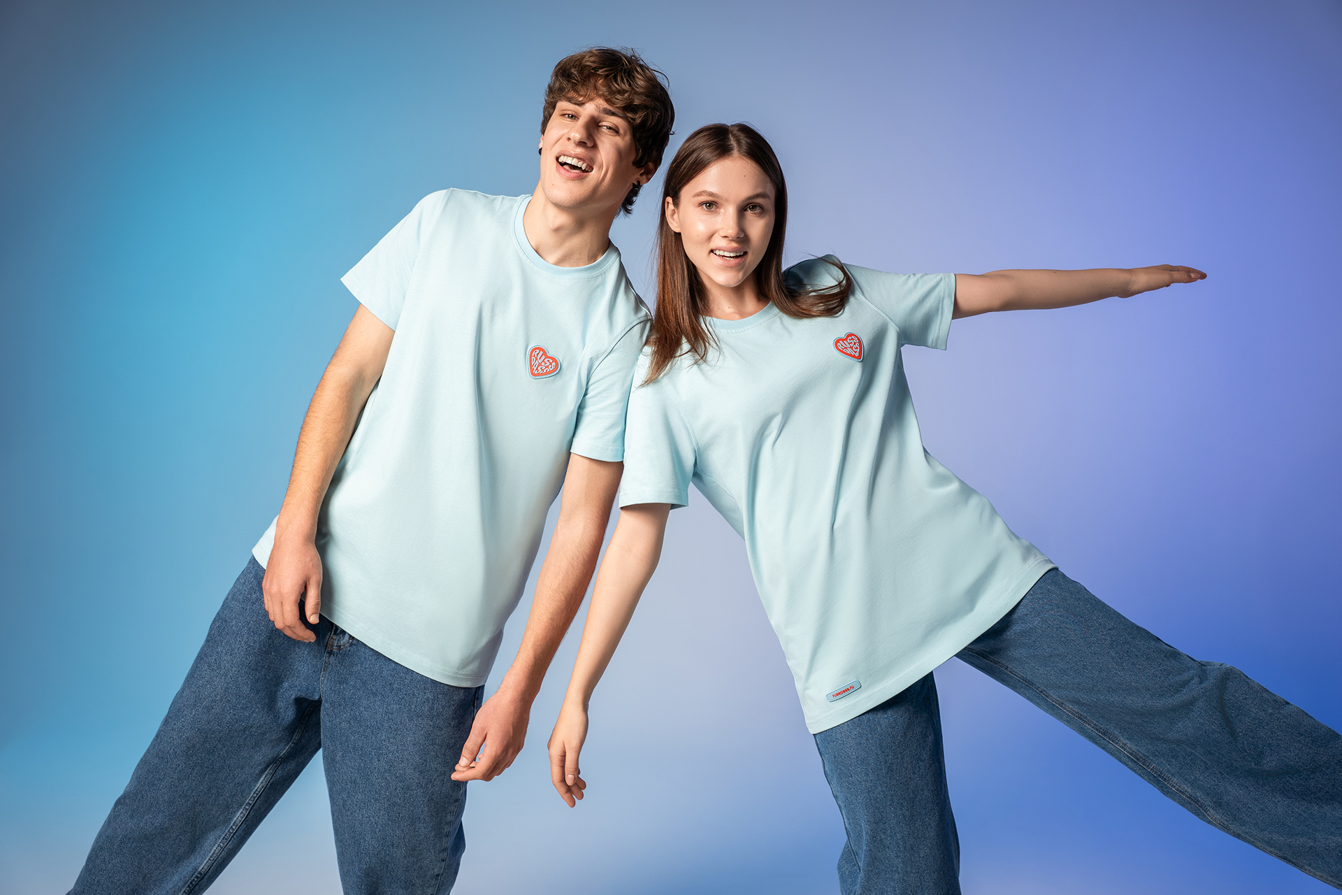 Тревелзависимый мерч — Изображение №15 — Брендинг, Графика на Dprofile