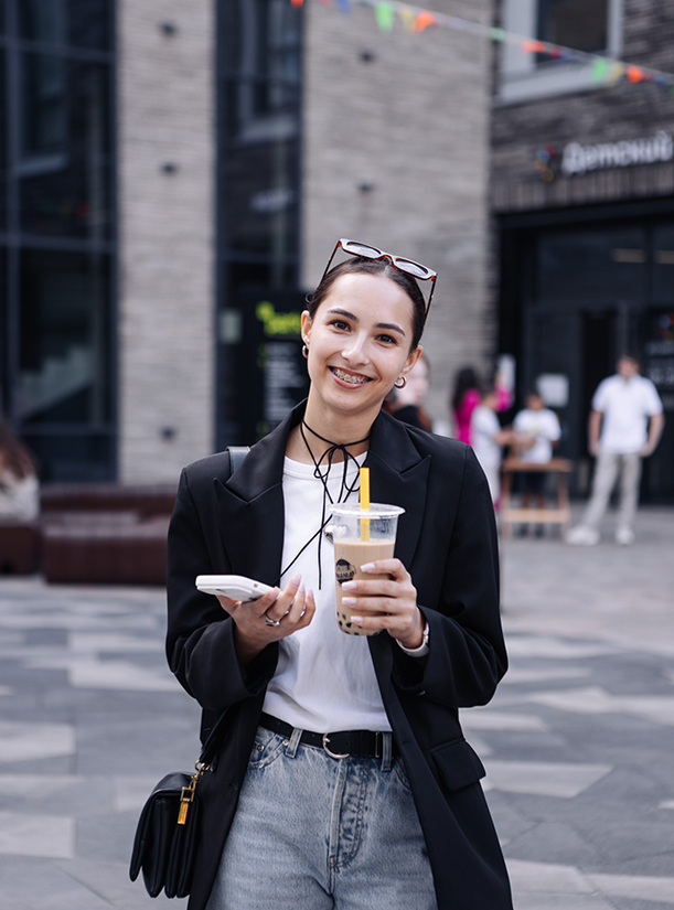 Дизайн дня рождения технопарка — Изображение №11 — Брендинг, Графика на Dprofile