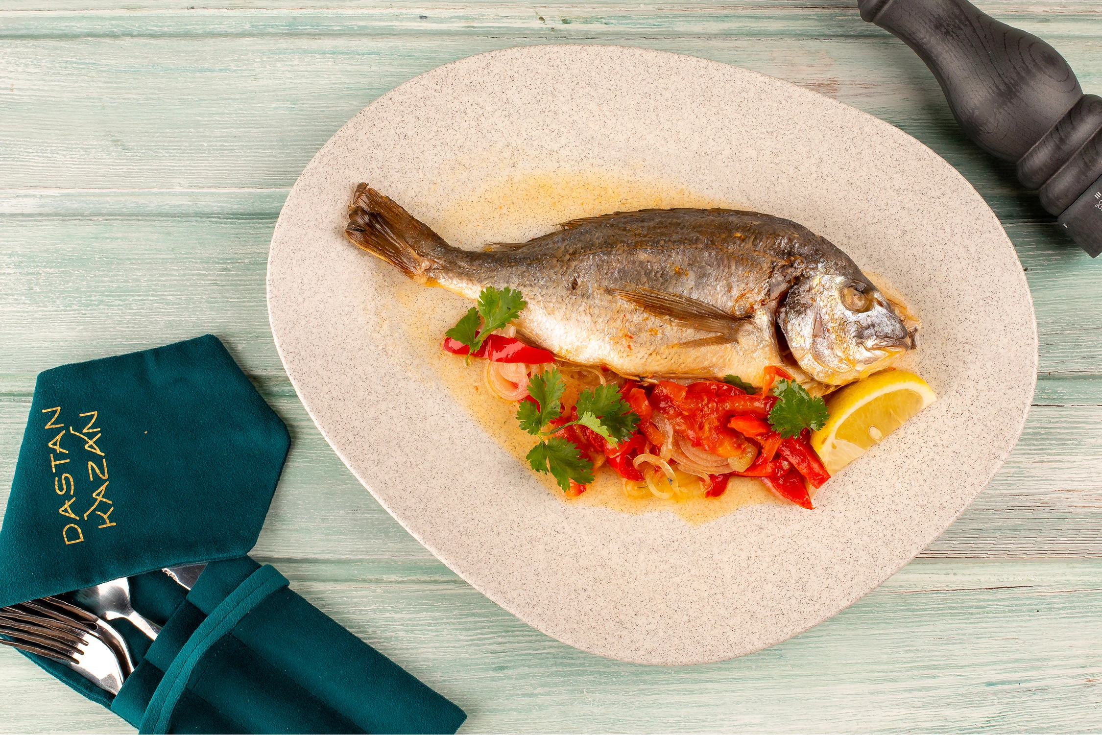 Айдентика для ресторана "DASTAN KAZAN" — Изображение №18 — Брендинг на Dprofile