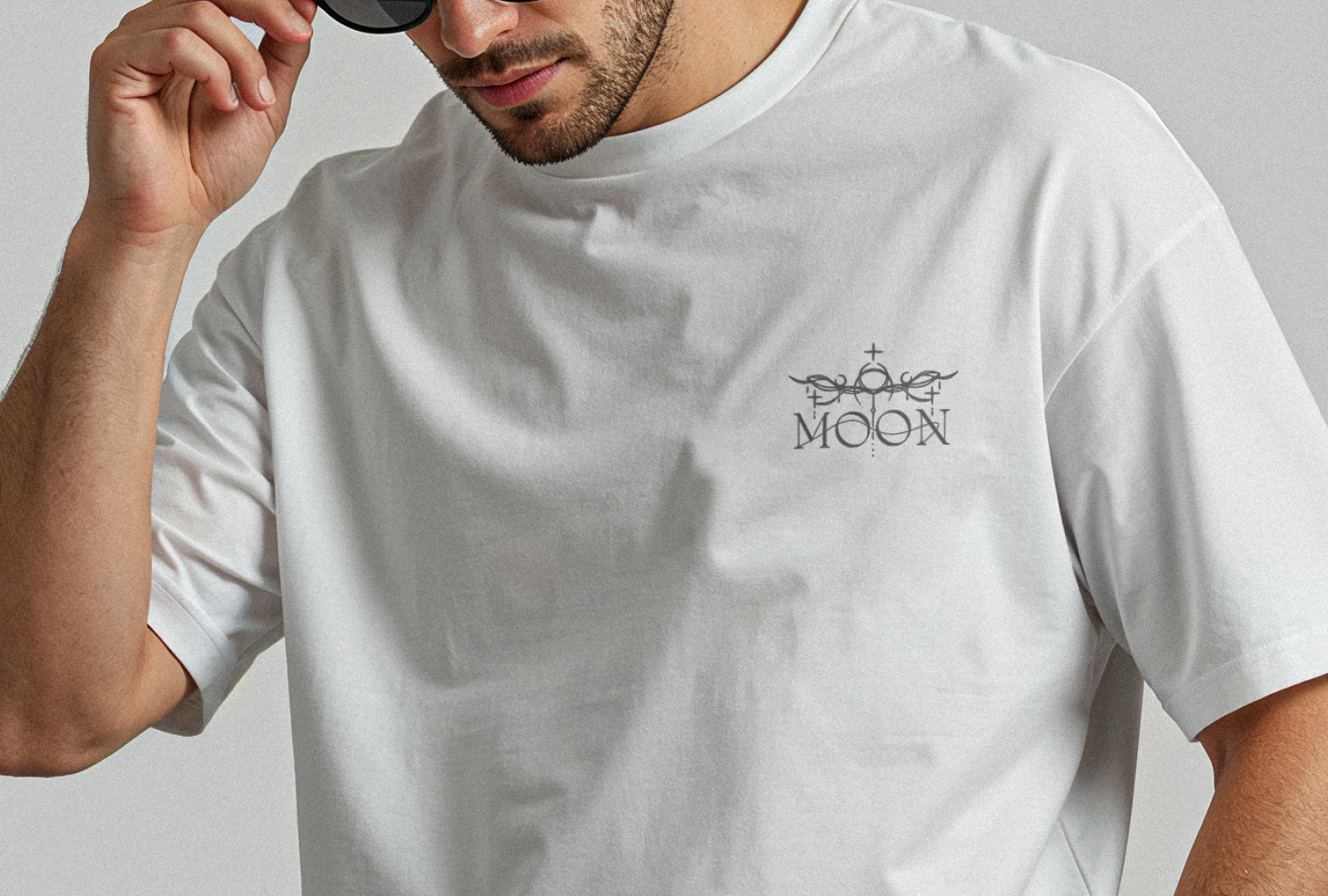 Разработка фирменного стиля для бренда одежды "MOON" — Изображение №14 — Брендинг на Dprofile