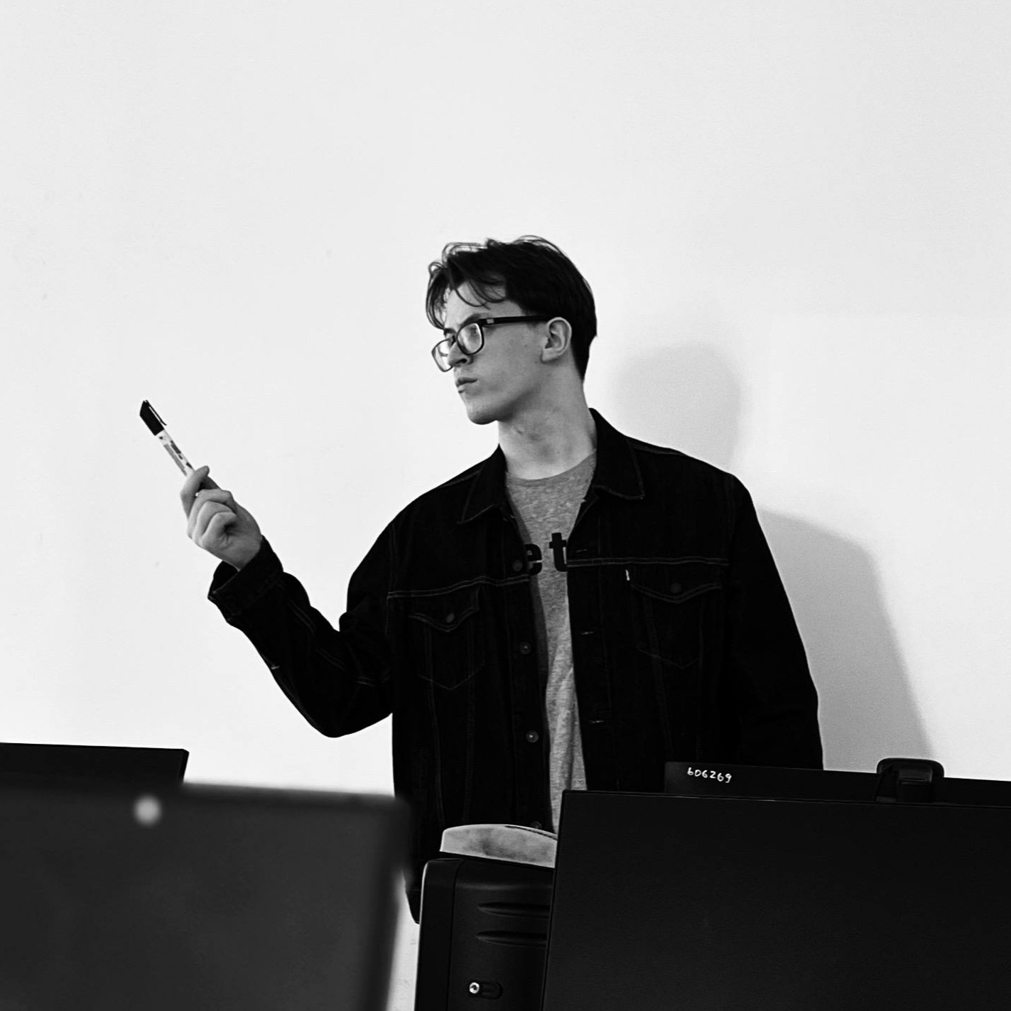 Аватар пользователя Василий Буренков