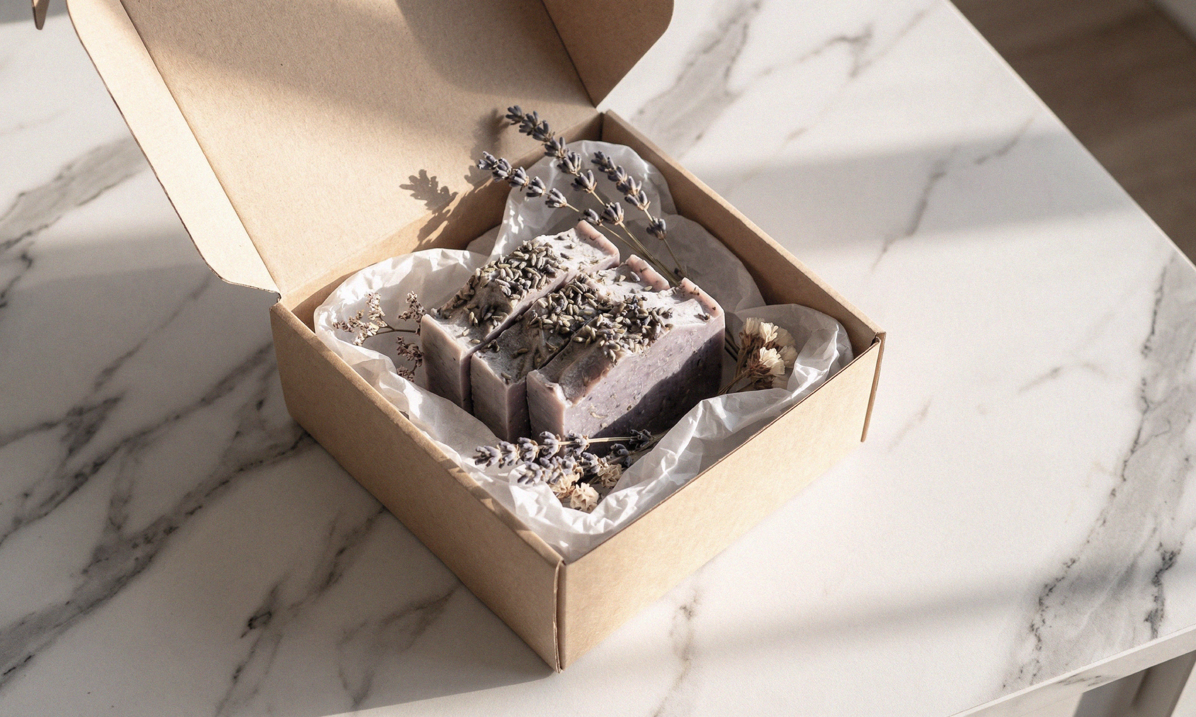 Айдентика бренда натуральной косметики — Изображение №12 — Брендинг на Dprofile