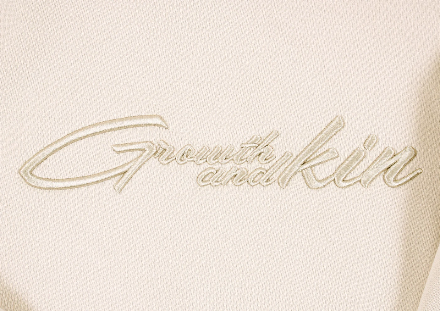 Машинная вышивка для ТМ GnK - большая подборка — Изображение №135 — Брендинг на Dprofile