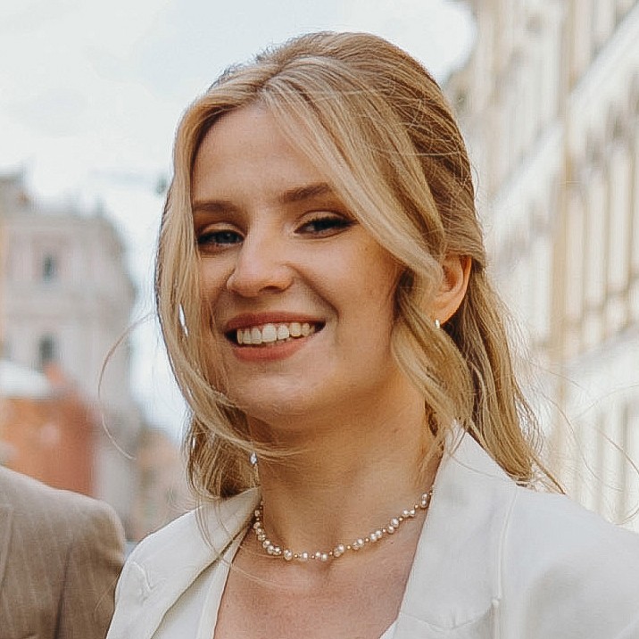 Аватар пользователя Эвелина Нагавкина