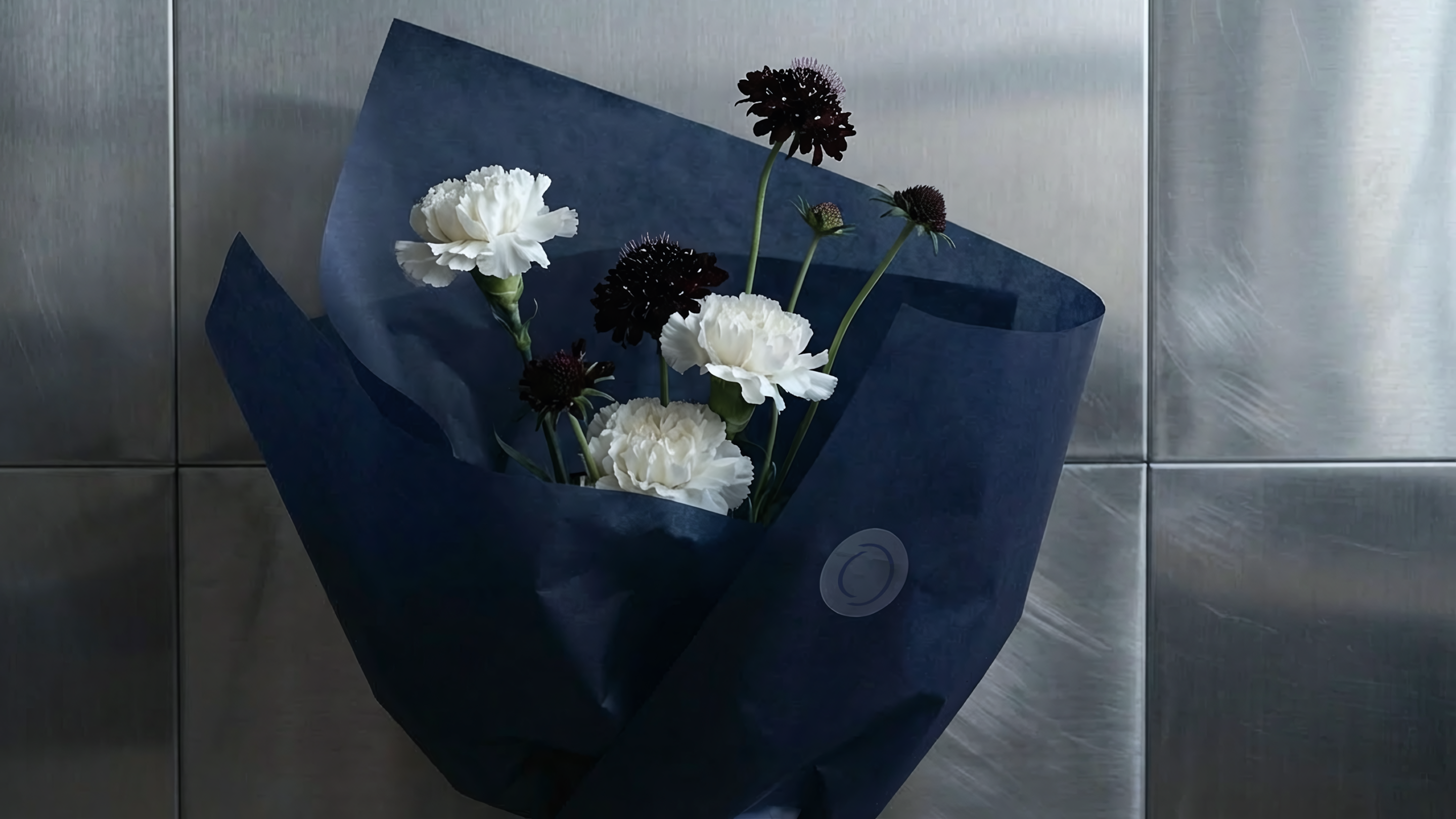 Разработка логотипа для цветочного магазина KOMOREBI — Изображение №9 — Брендинг на Dprofile