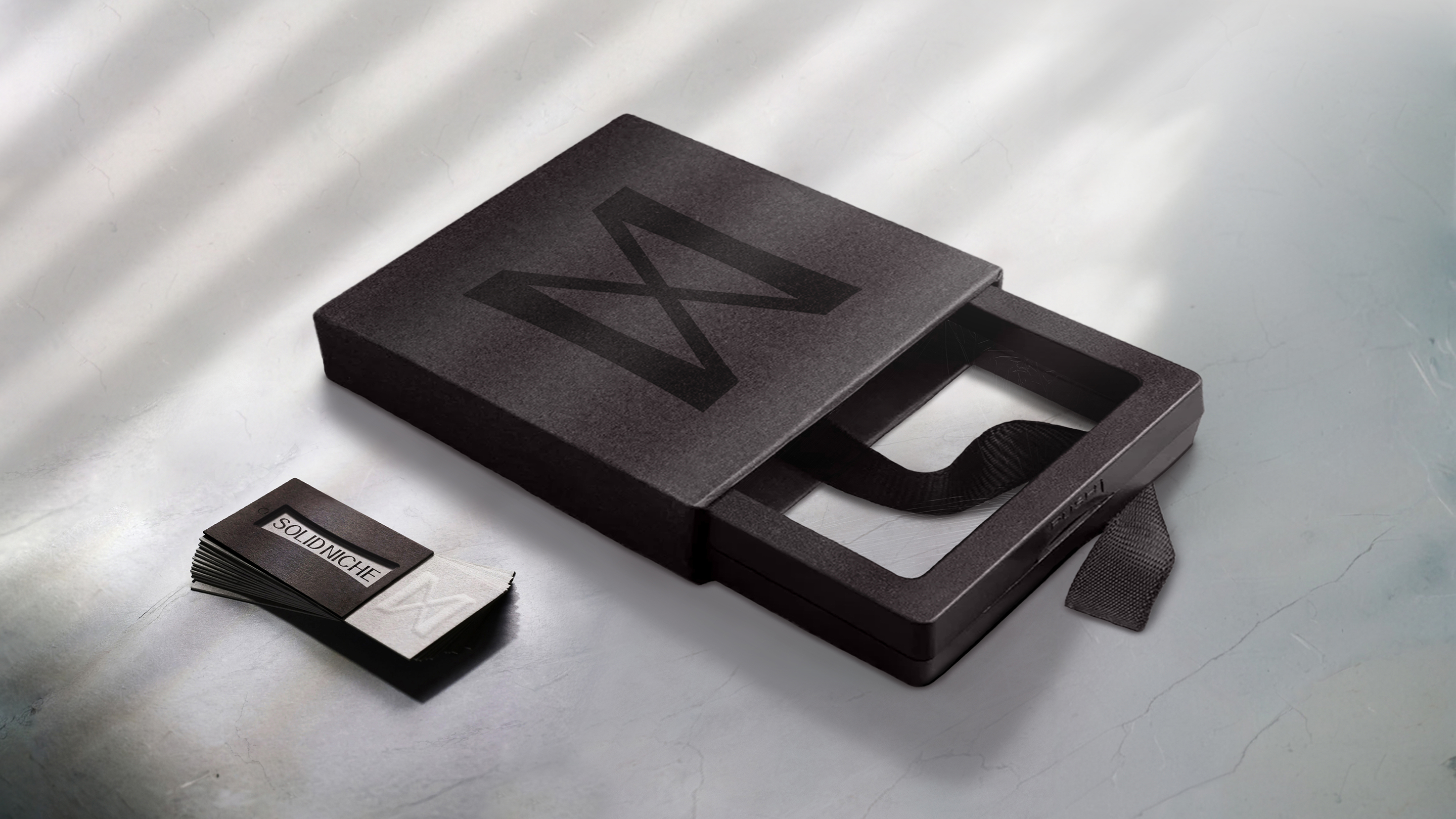 Фирменный стиль для бренда бижутерии — Изображение №12 — Брендинг на Dprofile