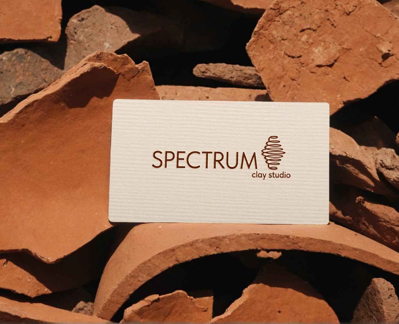 Фирменный стиль для студии керамики — Брендинг на Dprofile