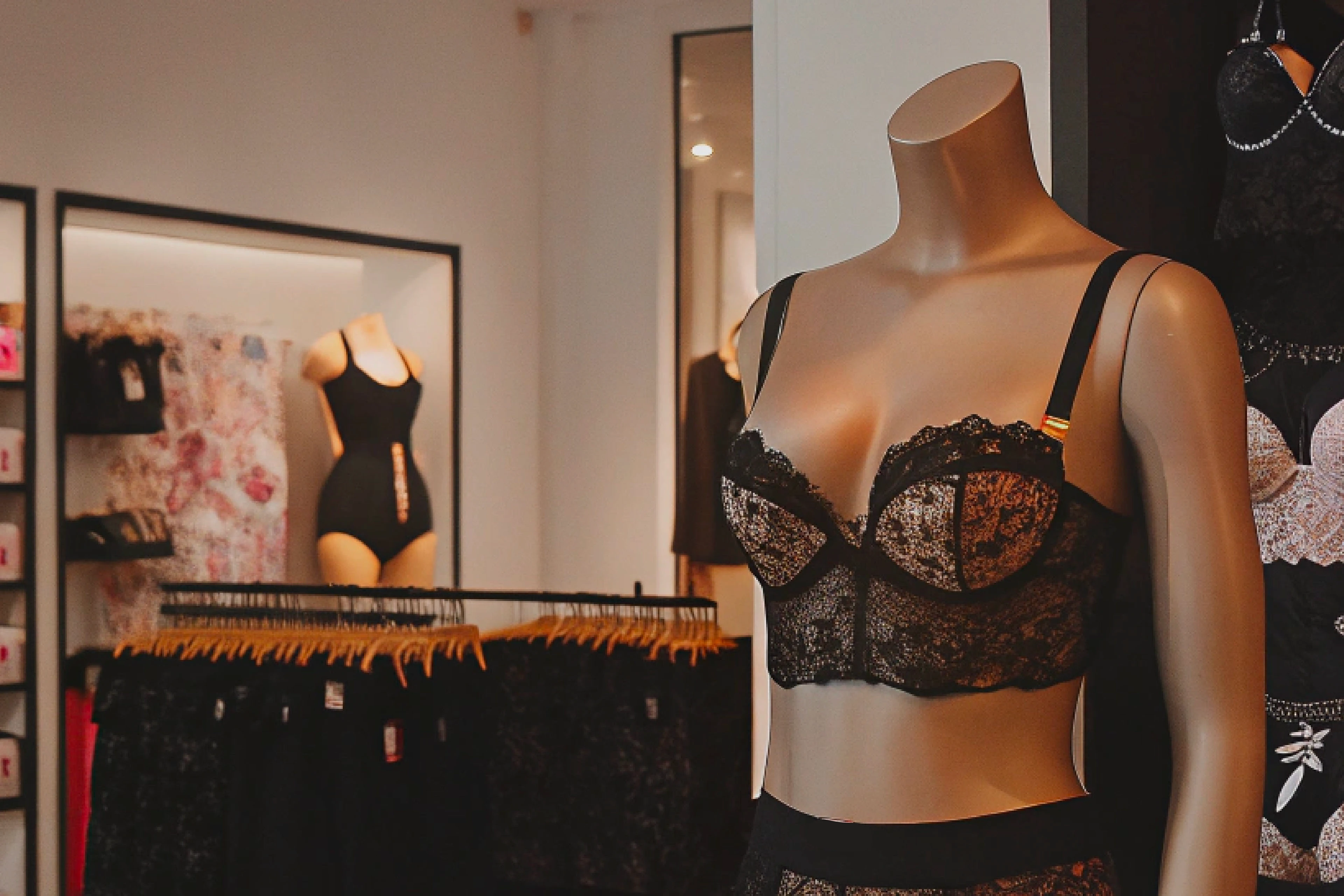 røre | брендинг для бутика женского нижнего белья — Изображение №15 — Брендинг на Dprofile