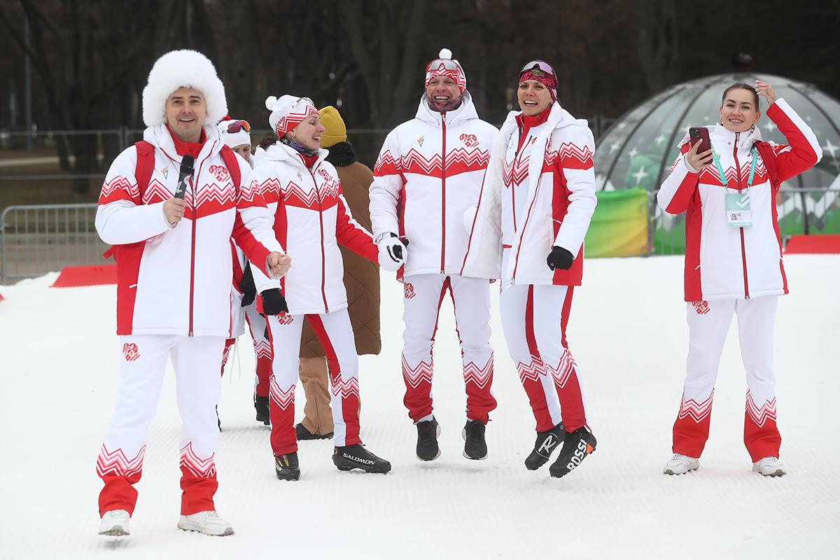 Брендинг команды  СРБ на зимней Сбербанкиаде — Изображение №8 — Брендинг, Графика на Dprofile