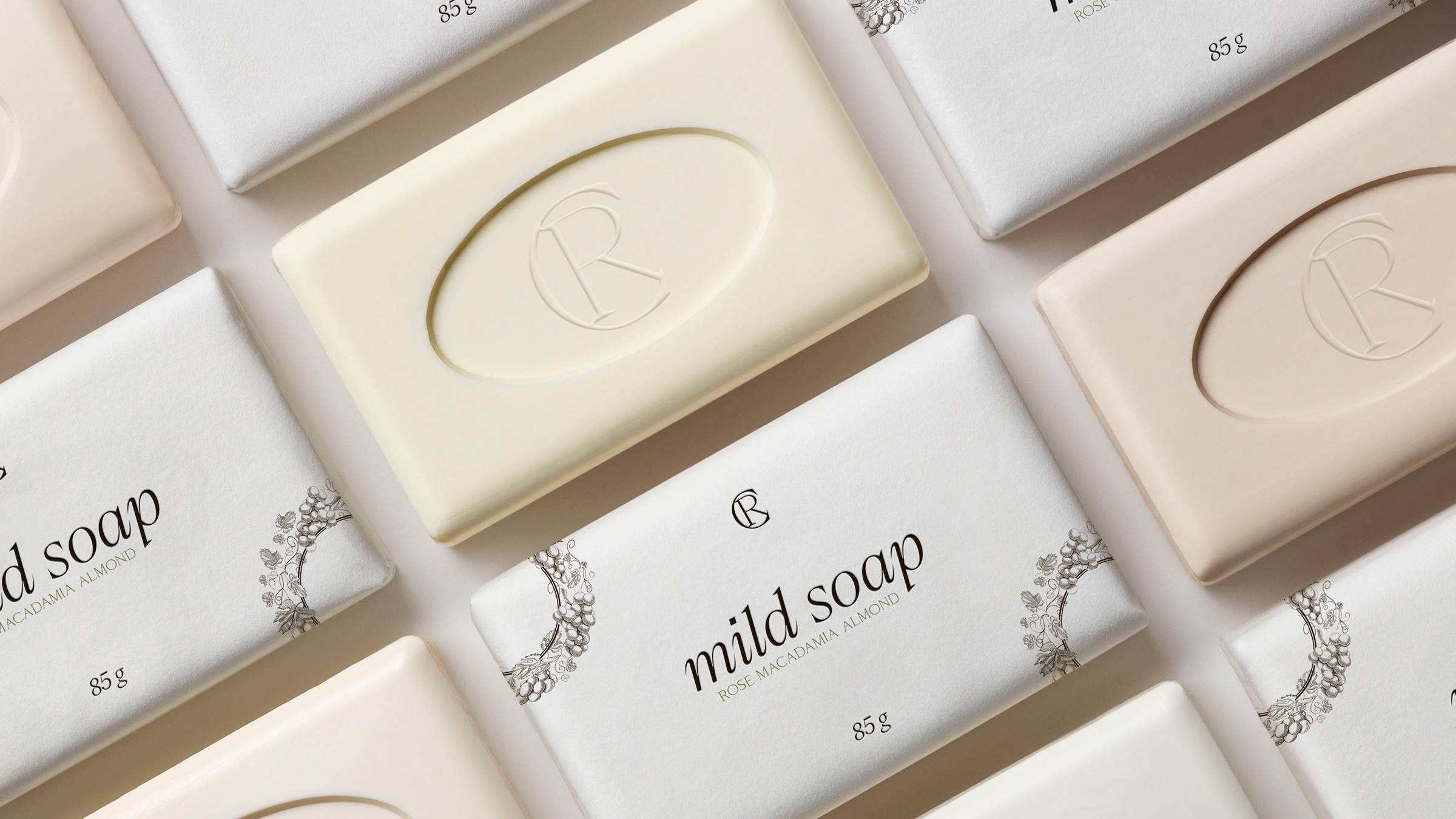 Château de Rochefort - фирменный стиль для бутик-отеля — Изображение №14 — Брендинг на Dprofile