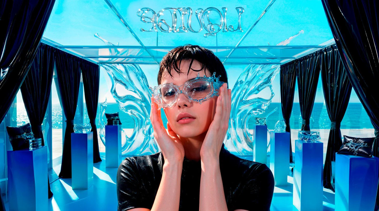 (AI) LIQUIDE | коллекция аксессуаров — Изображение №36 — Брендинг, Промдизайн на Dprofile