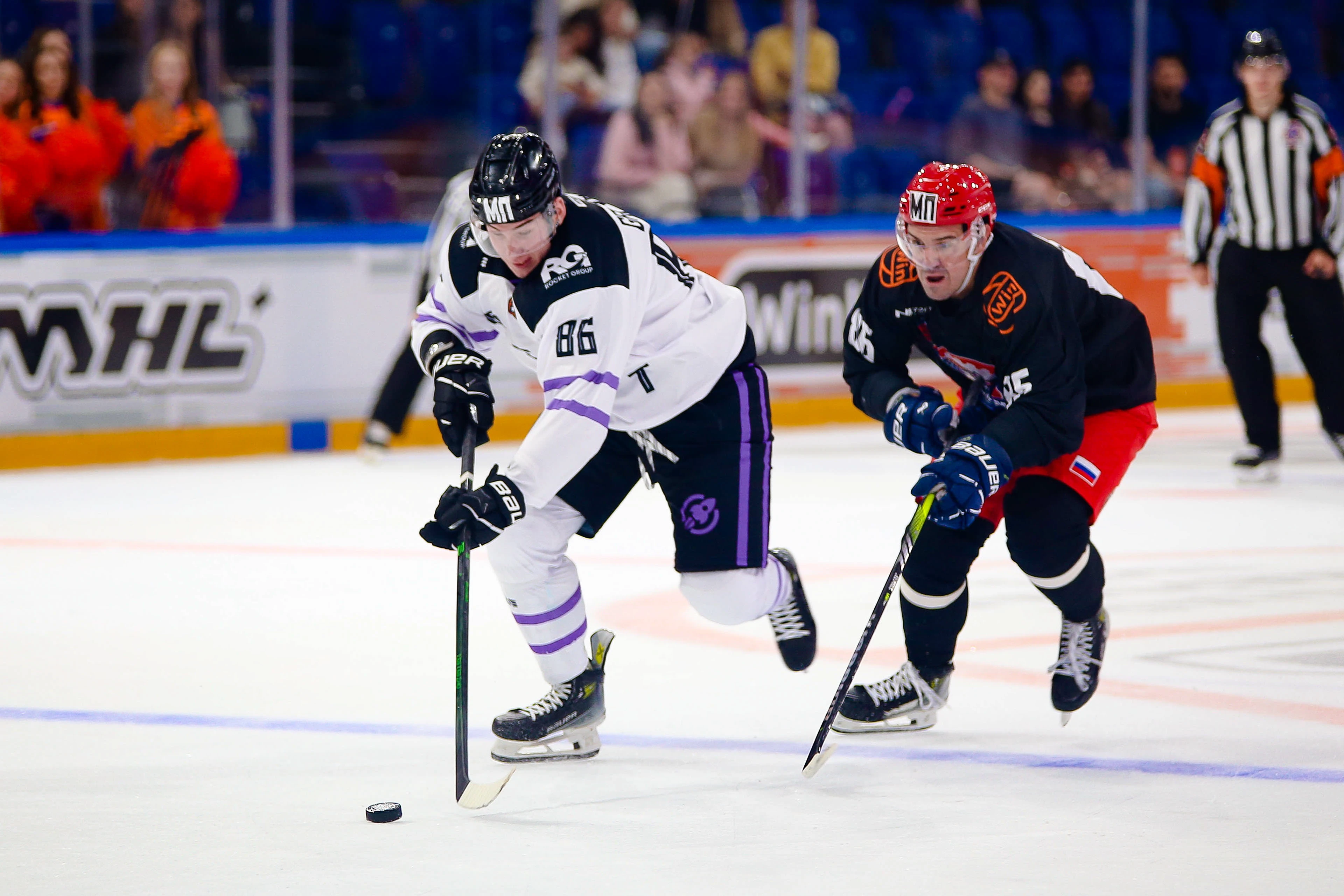 Дизайн формы для ХК "Rocket Team" для Winline Media League 2 — Изображение №2 — Брендинг, Промдизайн на Dprofile