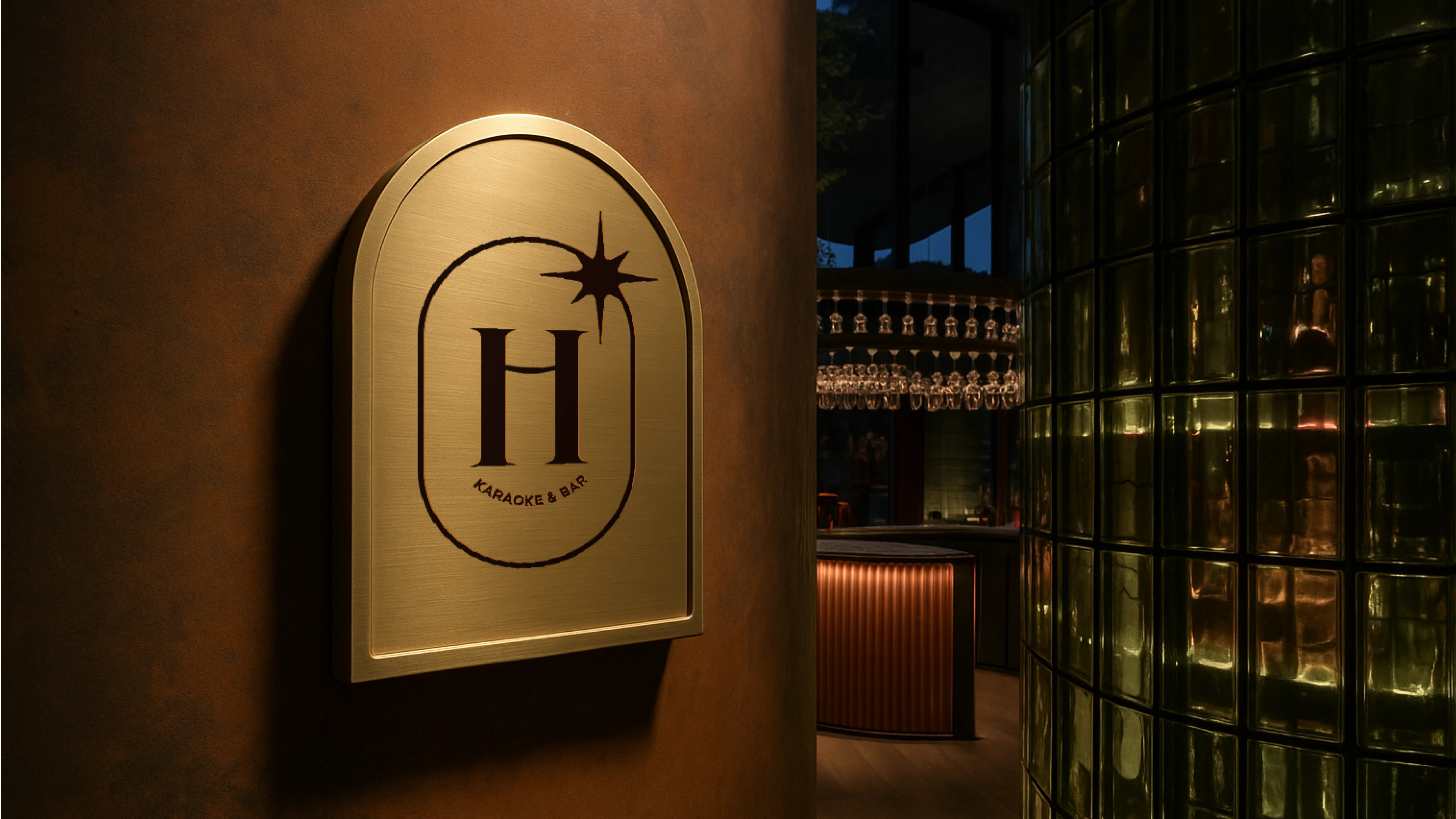 HAPPY Караоке-Бар — Изображение №1 — Брендинг на Dprofile