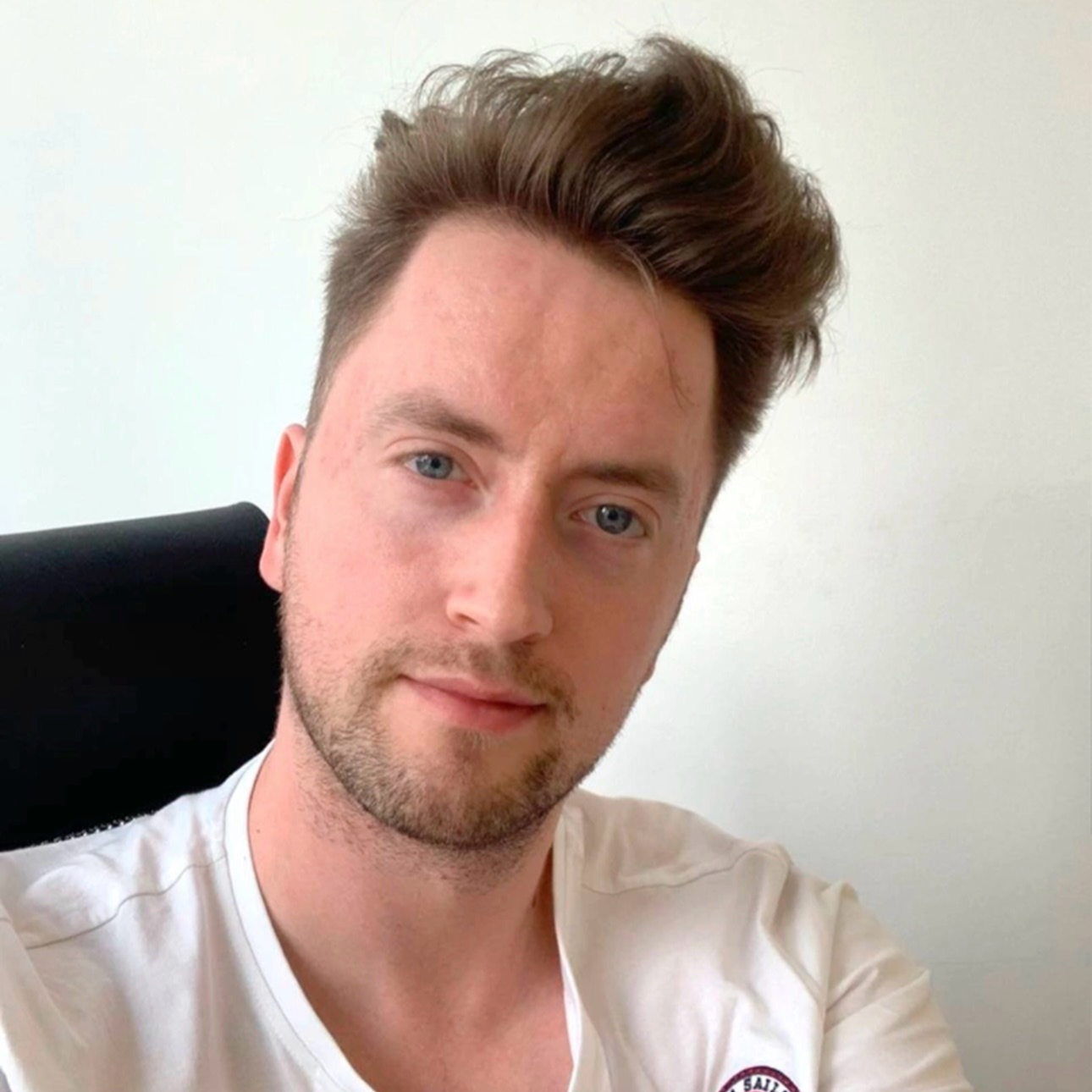 Аватар пользователя Кирилл Смирнов