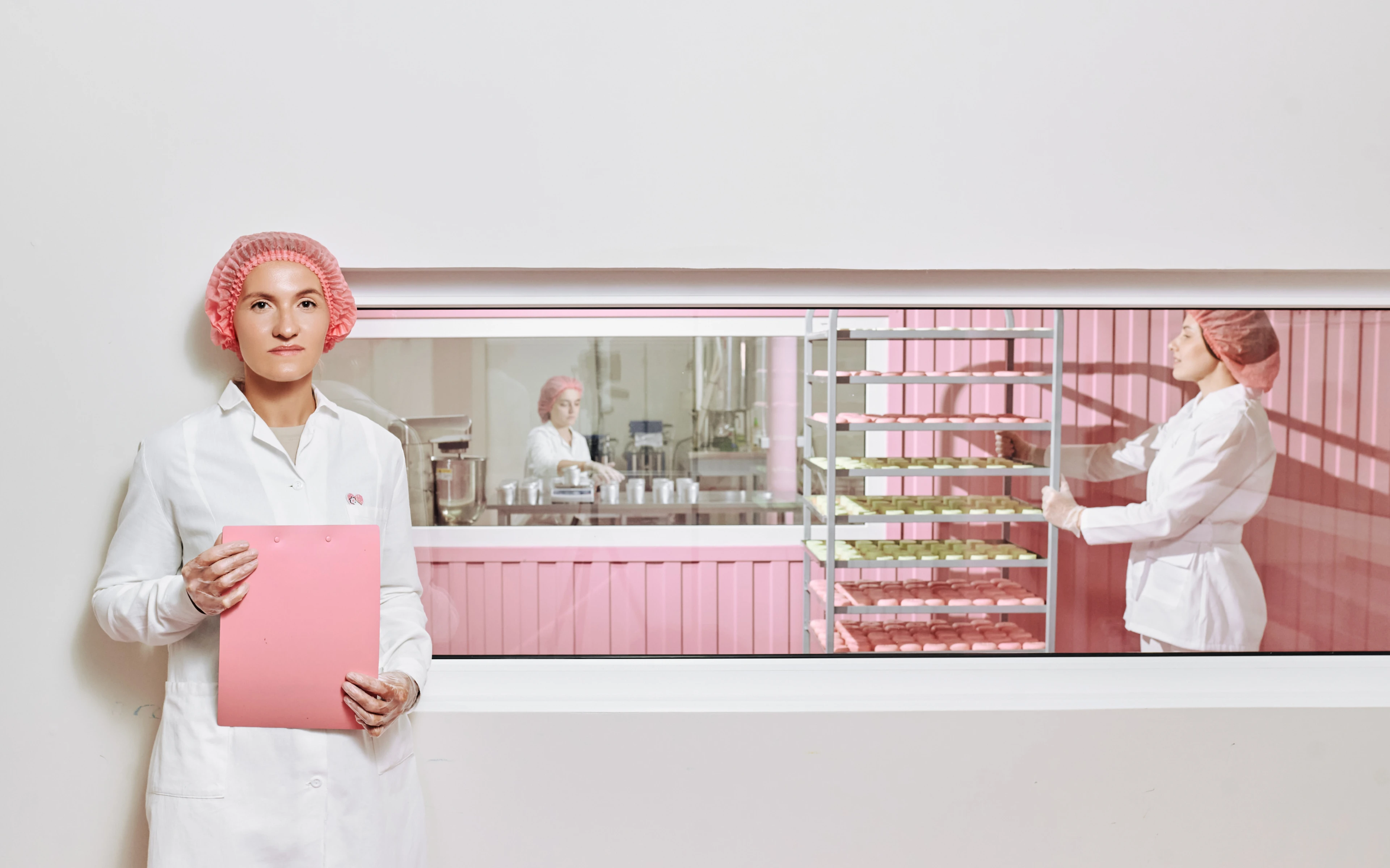 SMORODINA- Visual Identity — Изображение №24 — Брендинг на Dprofile