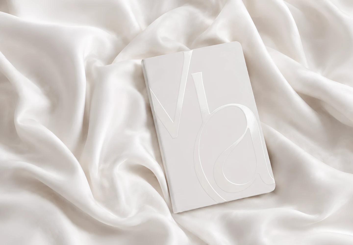 BRAND IDENTITY BED LINEN VELINORA — Изображение №11 — Брендинг на Dprofile