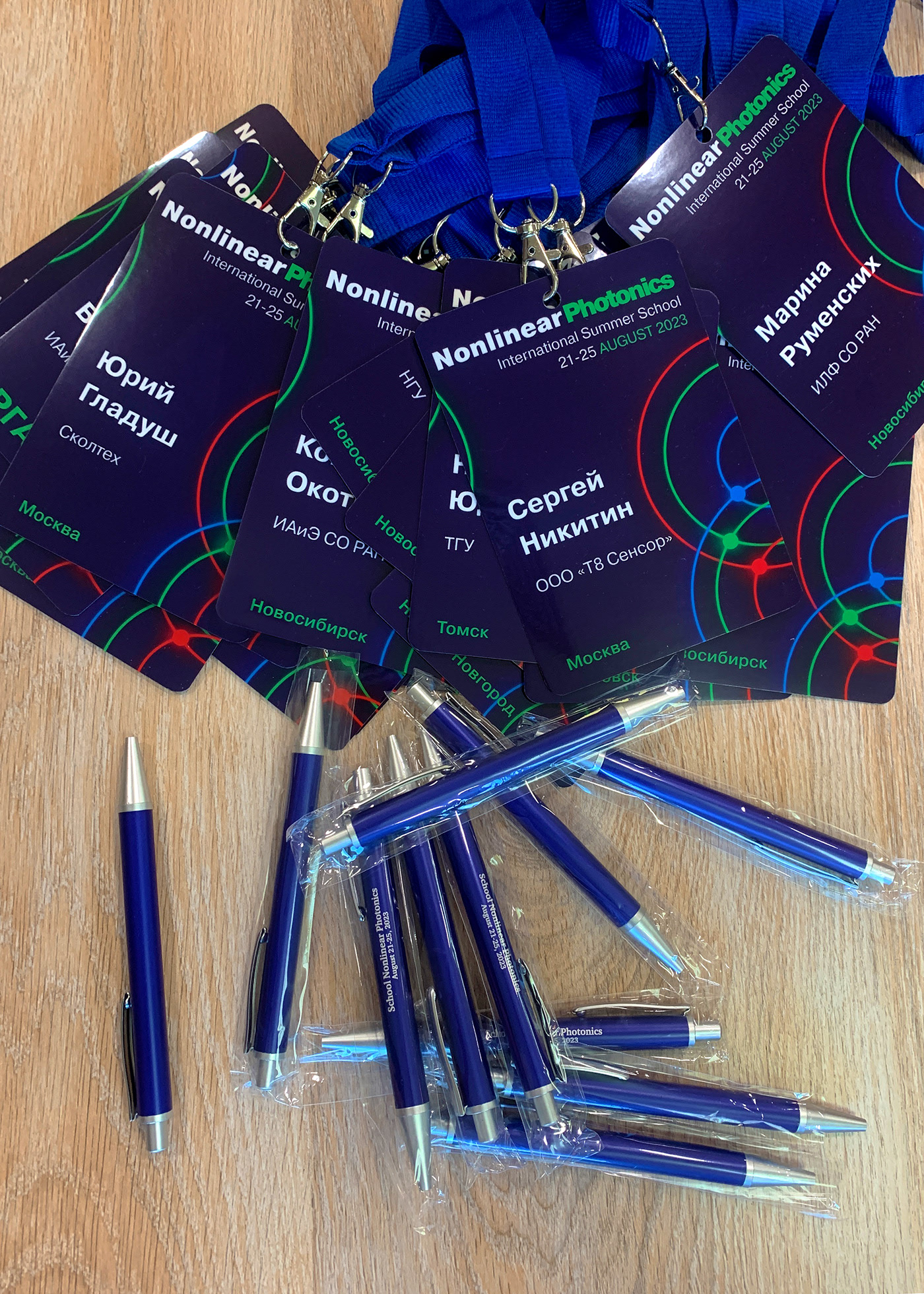 Дизайн для конференции — Изображение №7 — Брендинг, Графика на Dprofile