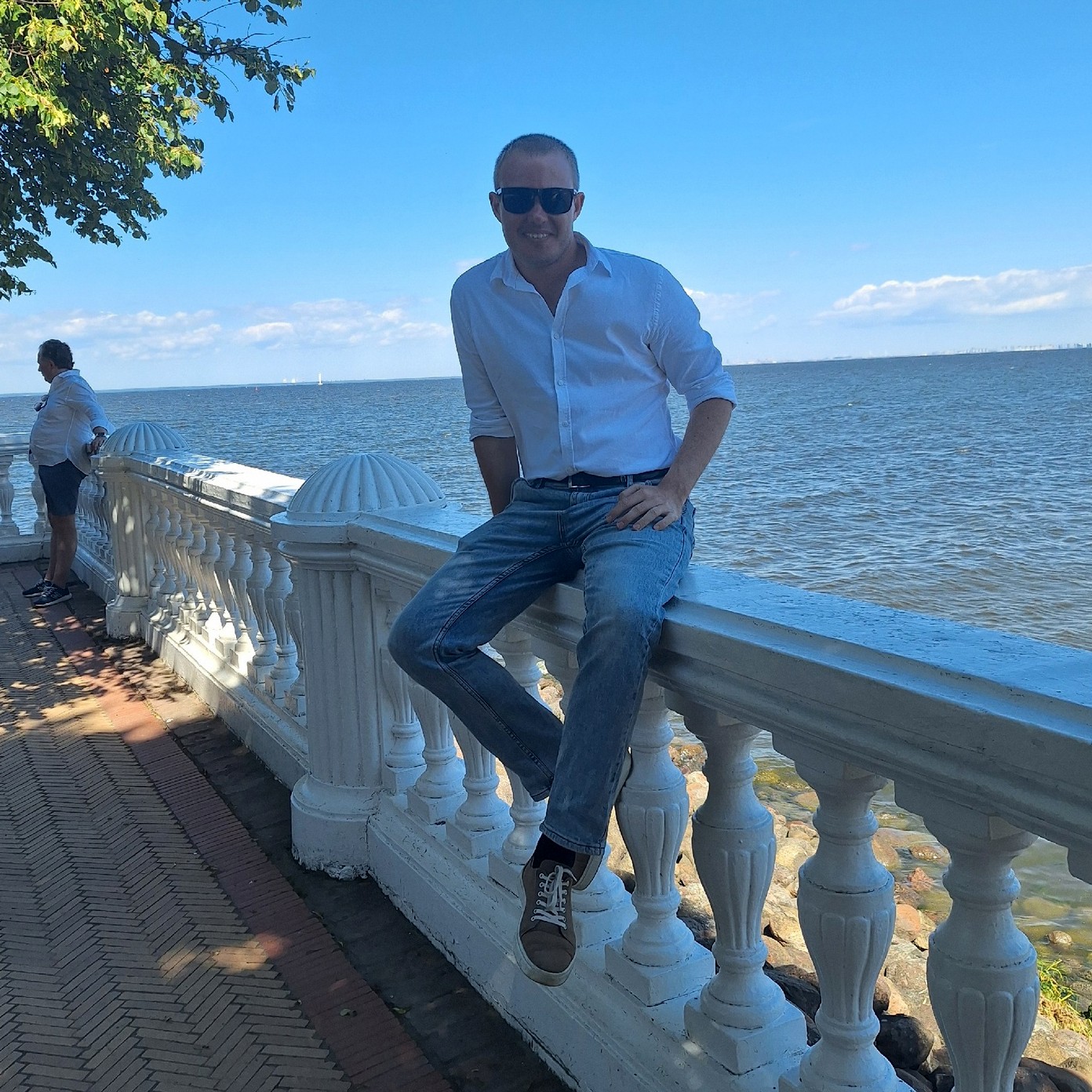 Аватар пользователя Александр Тихомиров