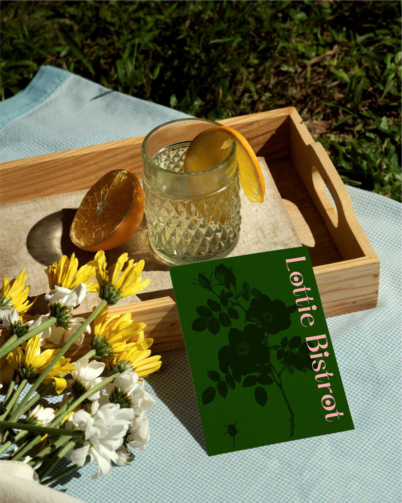 Lottie bistrot — Изображение №3 — Брендинг, Графика на Dprofile