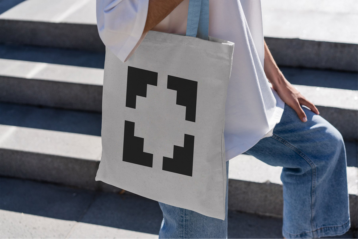 Айдентика театра «Космос» — Изображение №15 — Брендинг на Dprofile