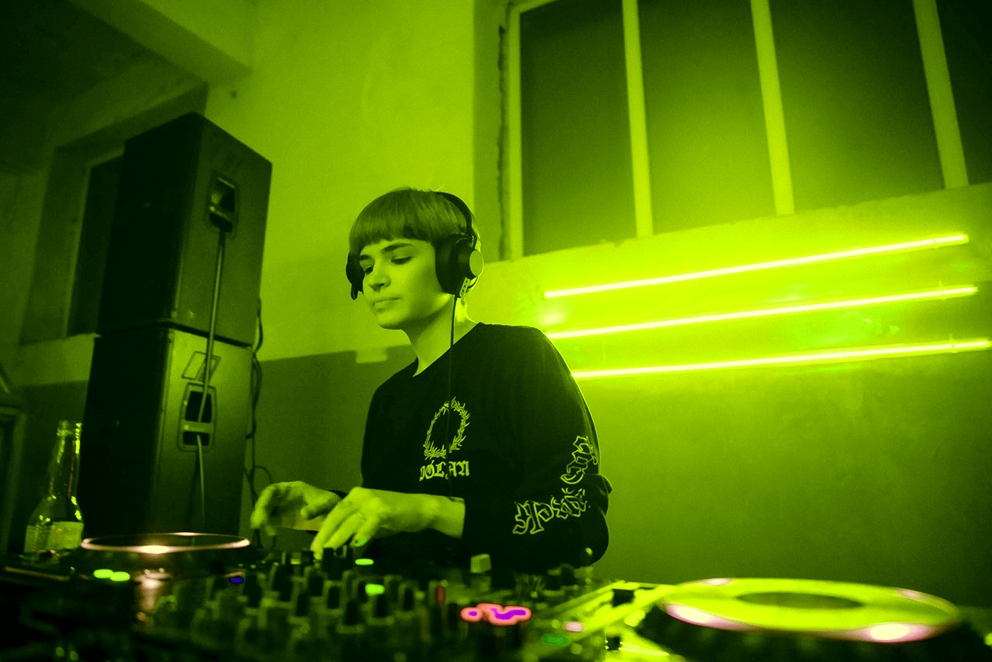 Онлайн-медиа 32 BIT — Изображение №10 — Брендинг на Dprofile