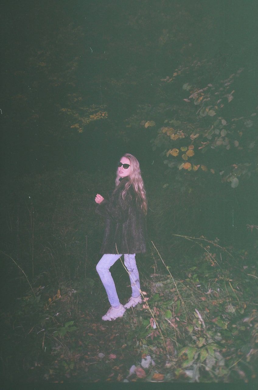 Музыкальная обложка «Bright side moon». — Изображение №3 — Иллюстрация, Графика на Dprofile