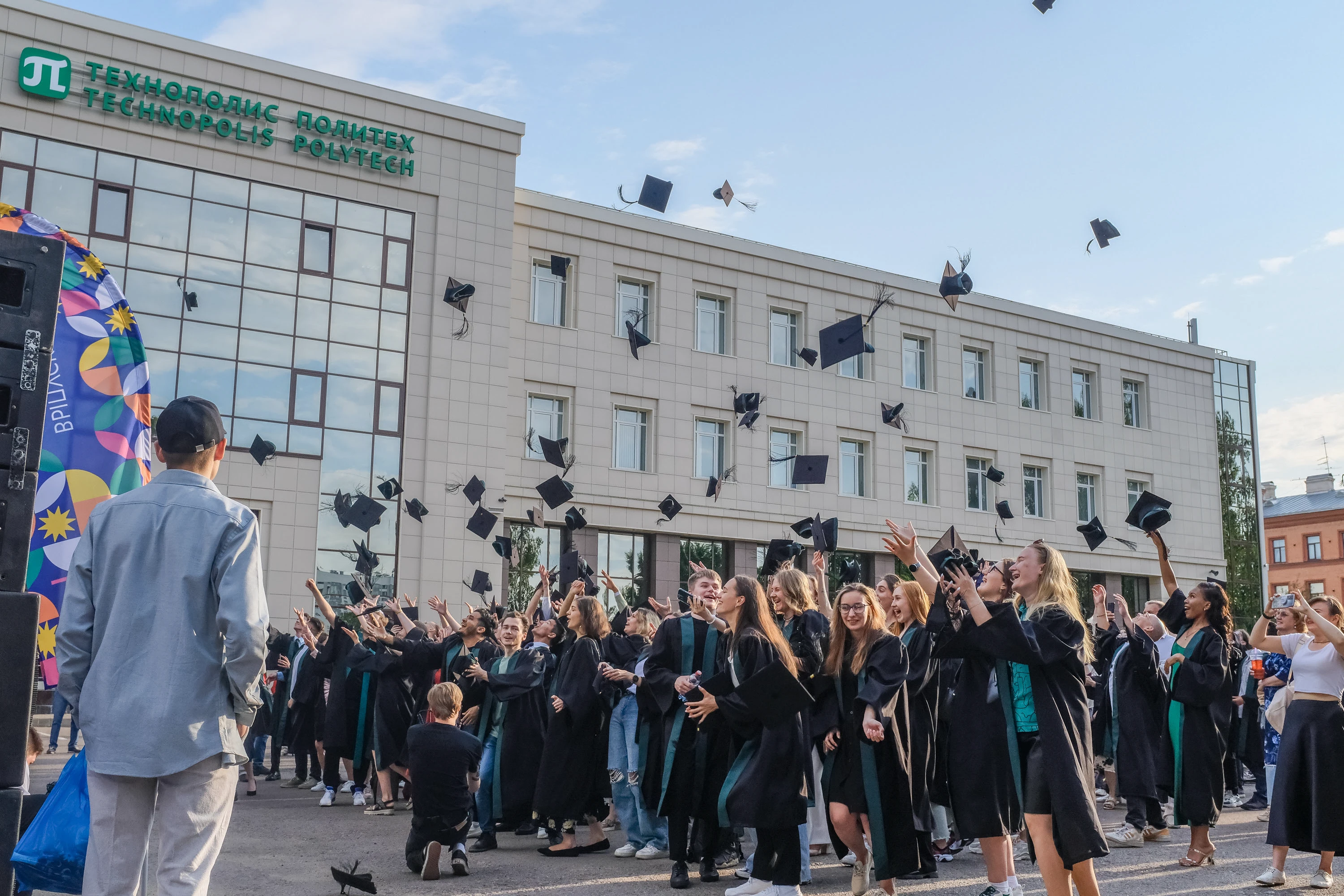 Выпускной фестиваль «Это лето Лепота» — Изображение №10 — Брендинг, Графика на Dprofile