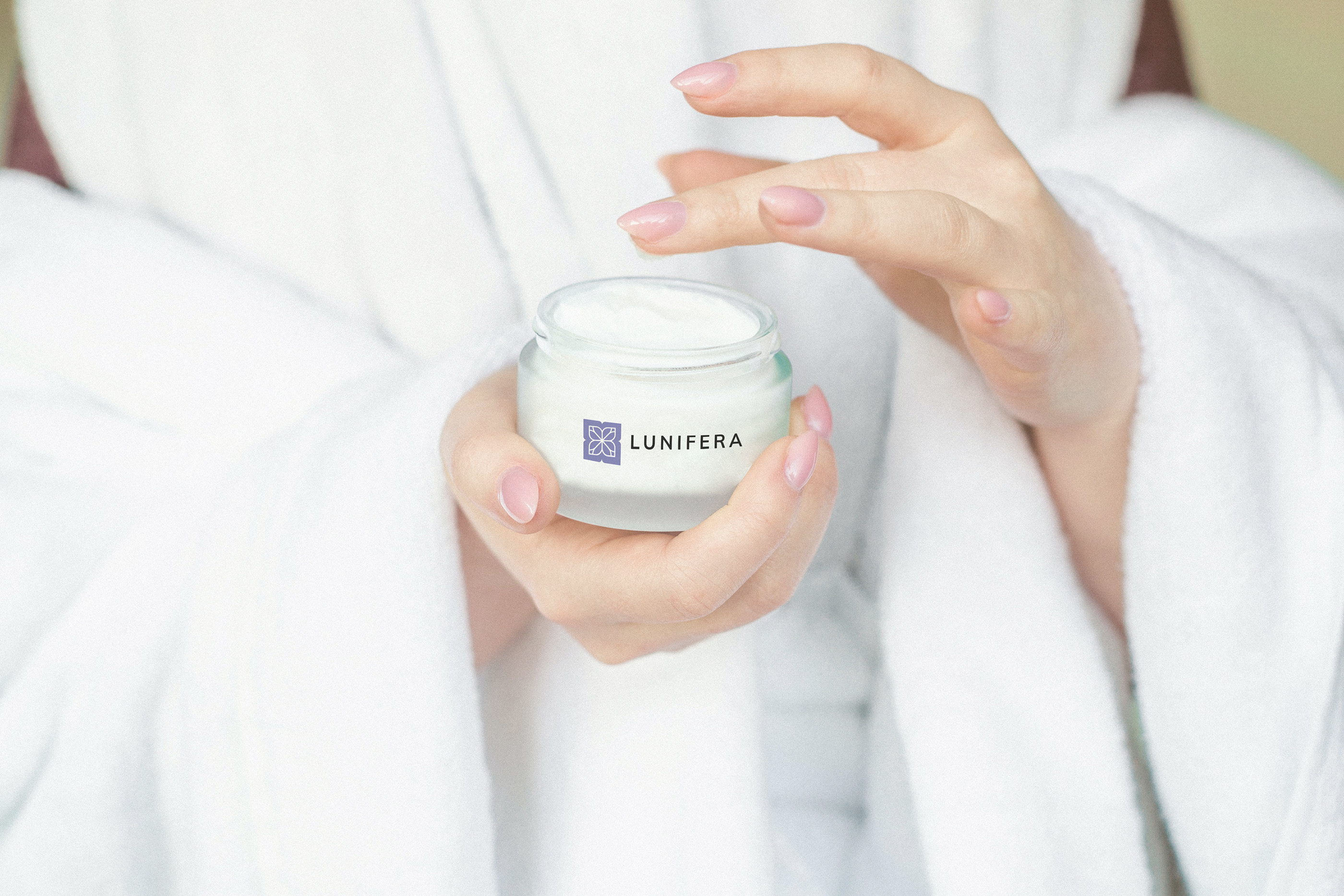 Cosmetics Brand Identity — Изображение №2 — Брендинг на Dprofile