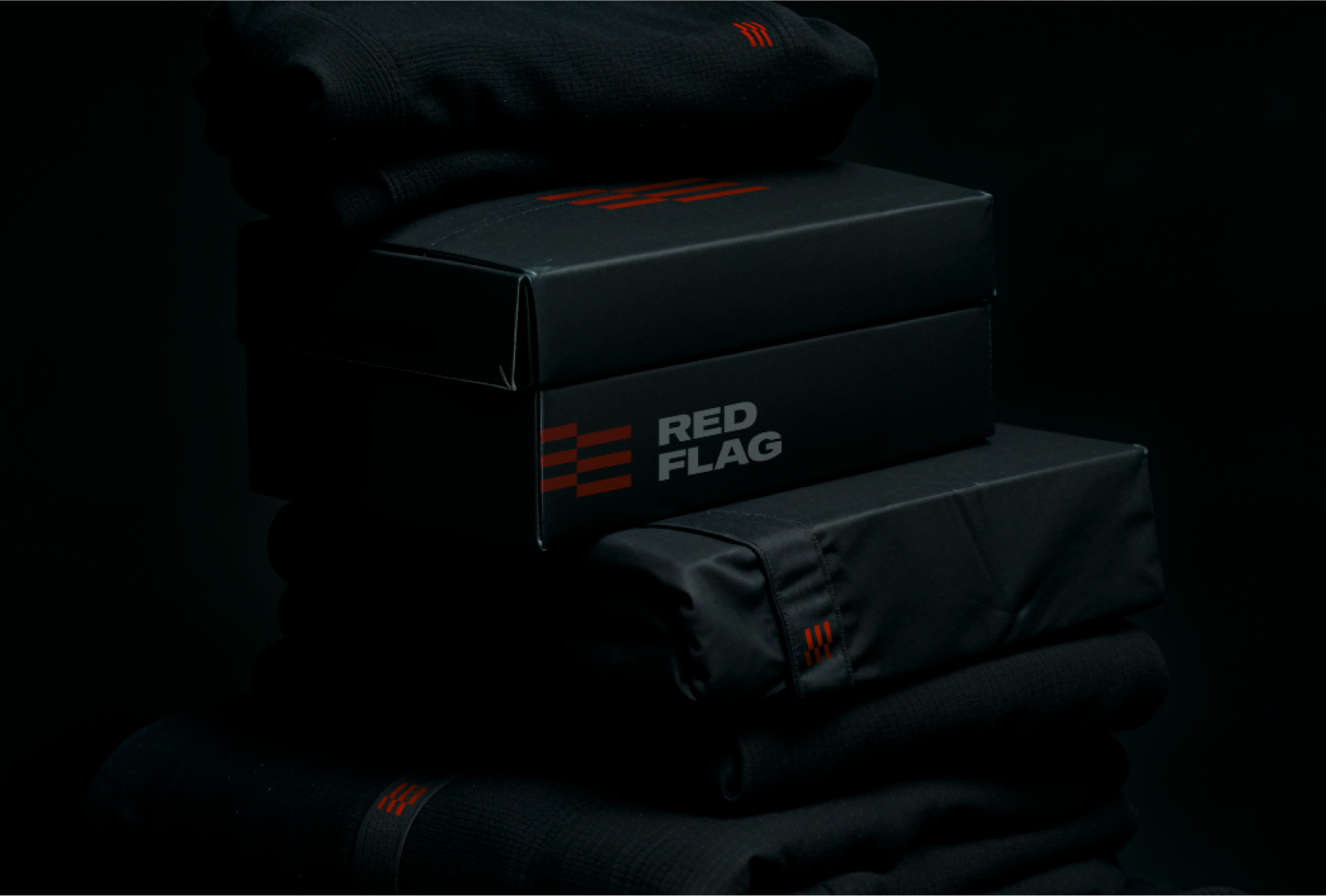 Red Flag Fashion Branding — Изображение №12 — Брендинг на Dprofile